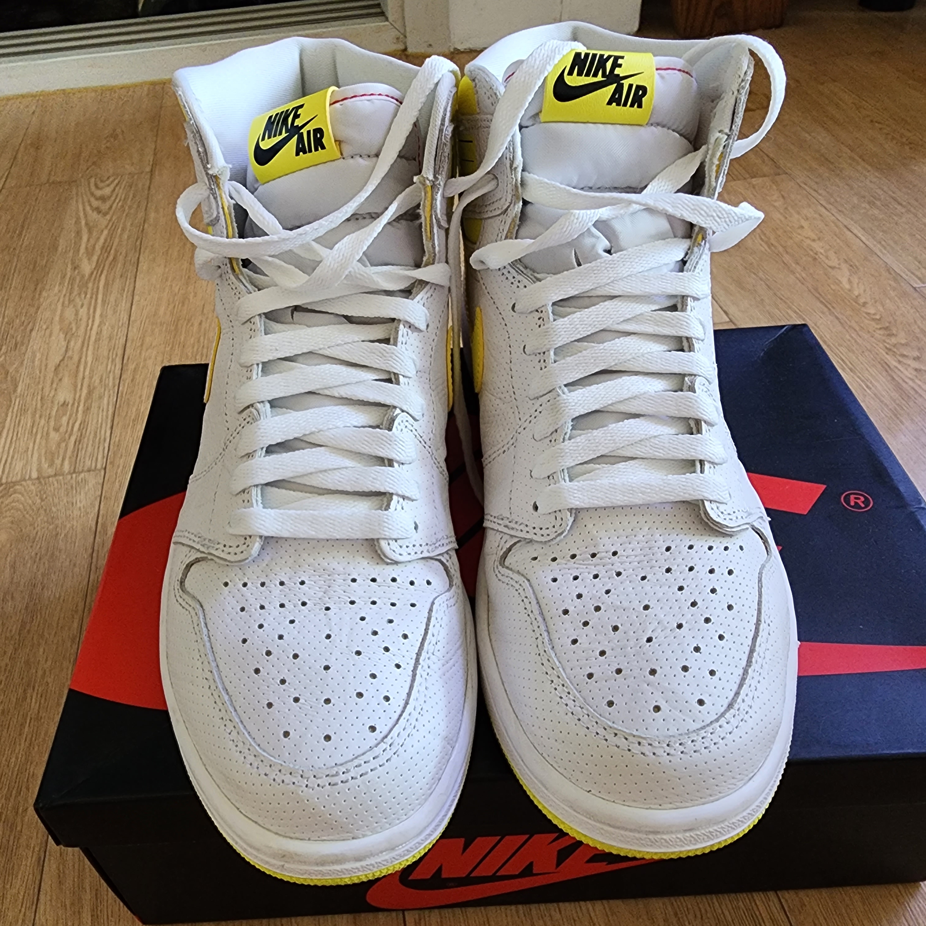 Jordan 1 Retro High OG First Class Flight 착용 스타일 - 1