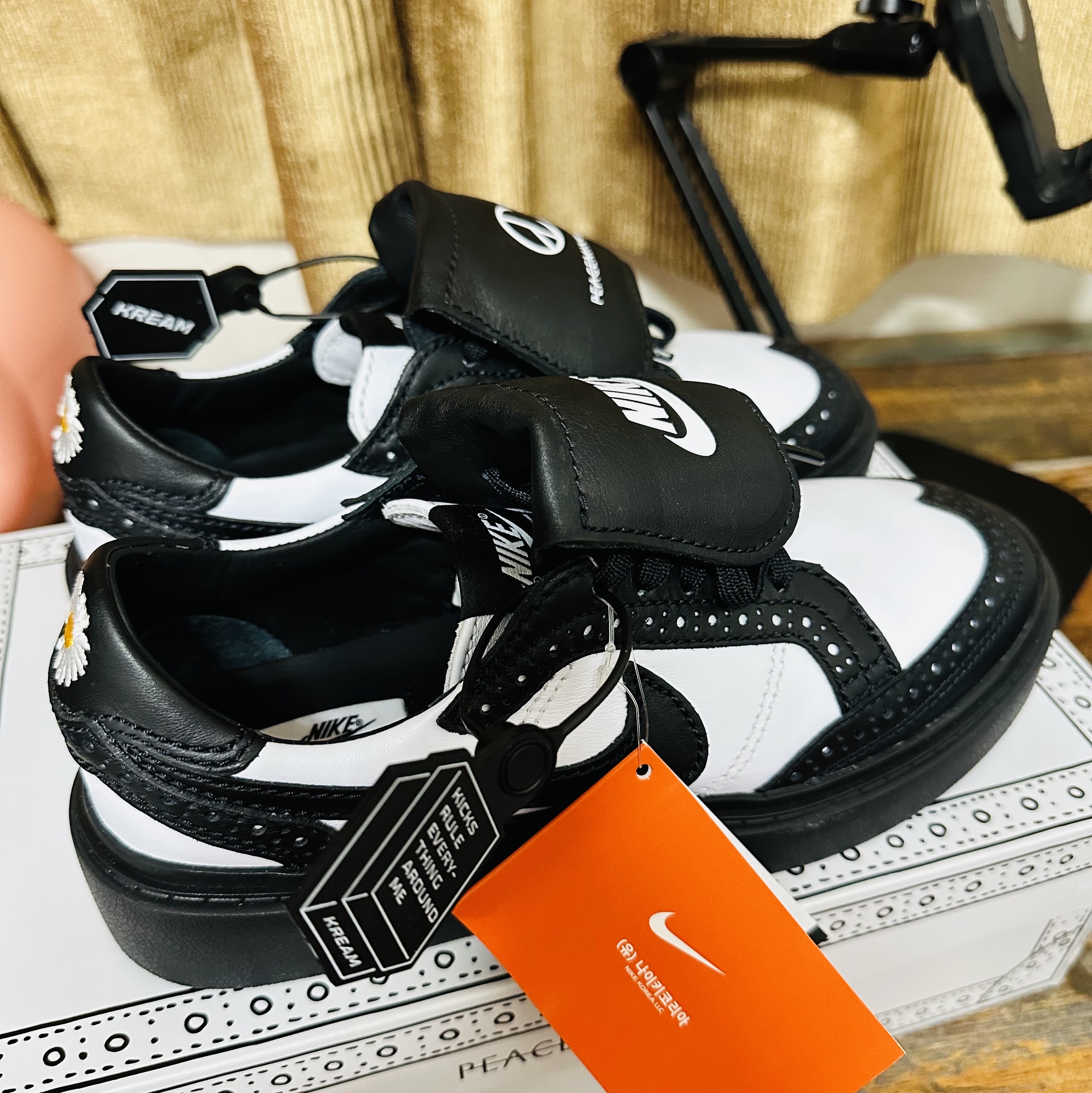 Nike x Peaceminusone Kwondo1 Black and White 착용 스타일