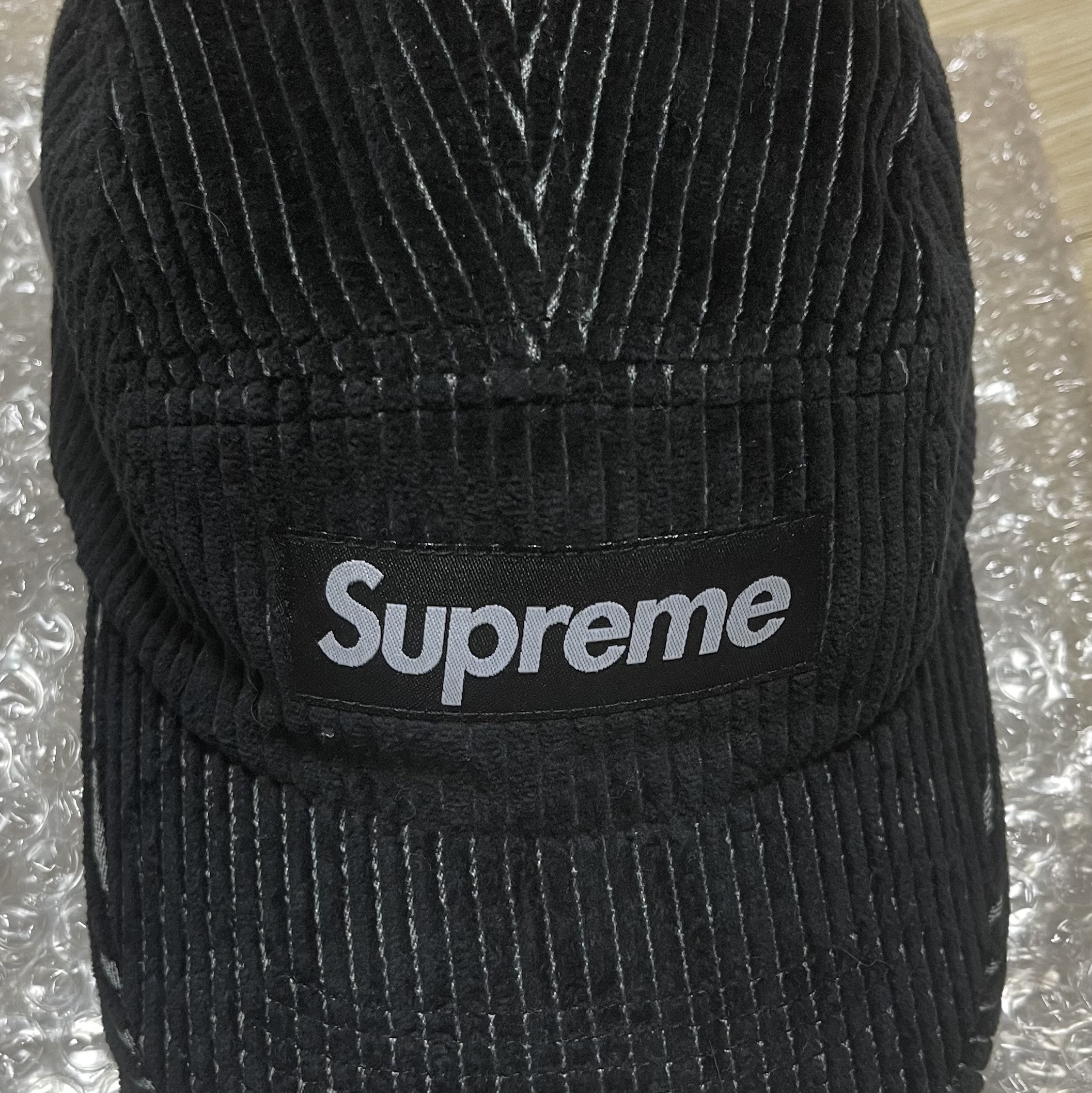 Supreme 2-Tone Corduroy Camp Cap Black - 23SS 착용 스타일