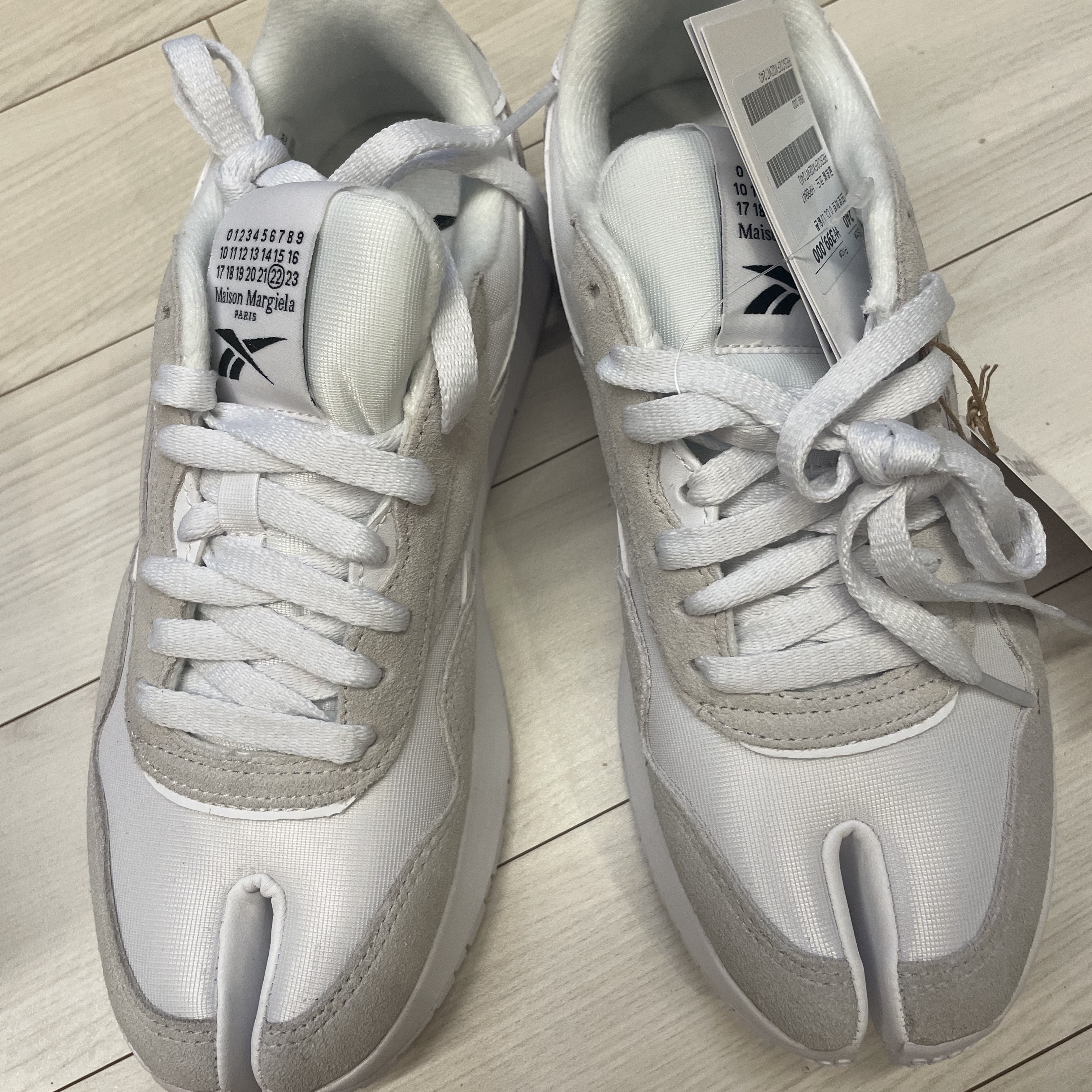 Reebok x Maison Margiela Project 0 Classic Nylon Tabi Cloud White 착용 스타일 - 2