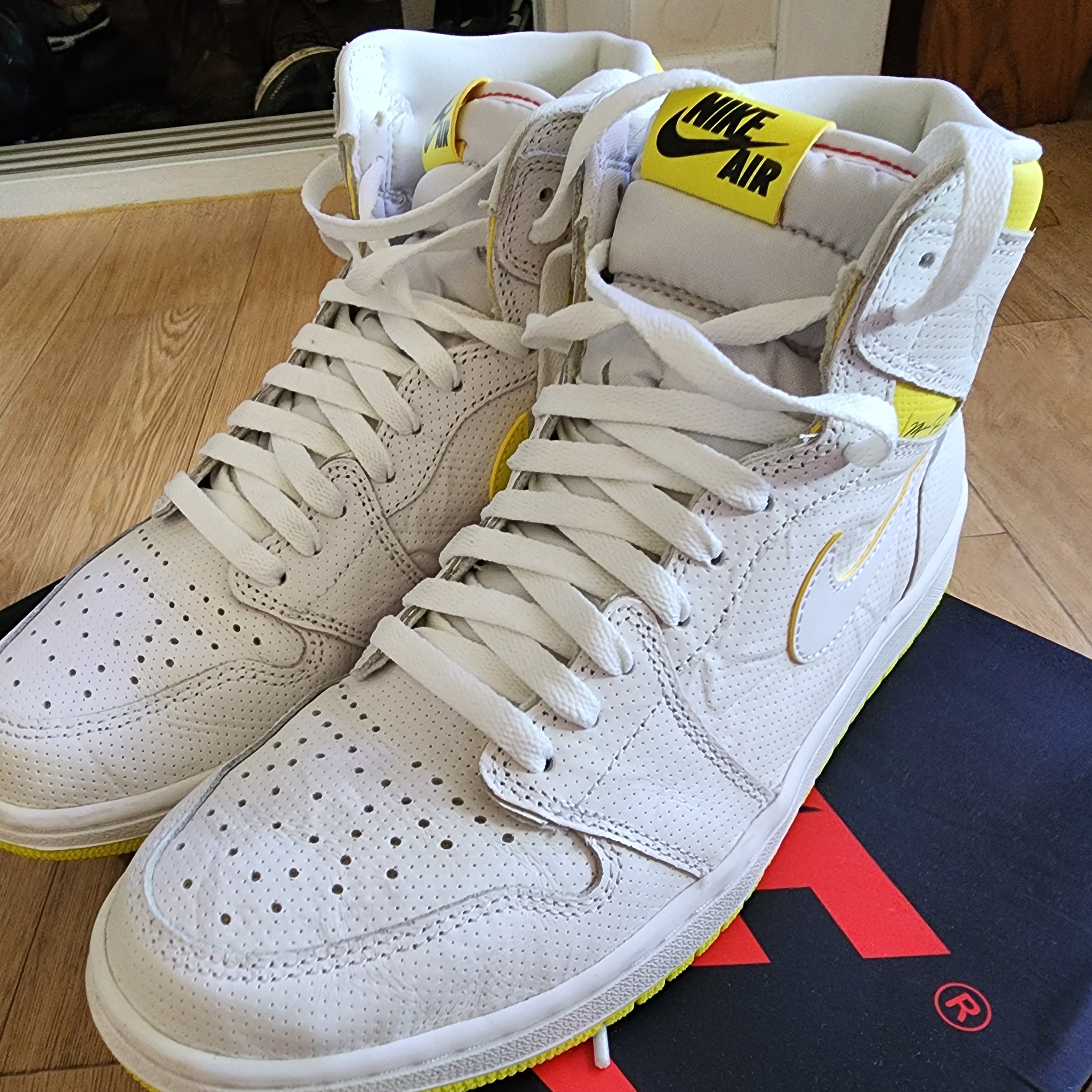 Jordan 1 Retro High OG First Class Flight 착용 스타일 - 3