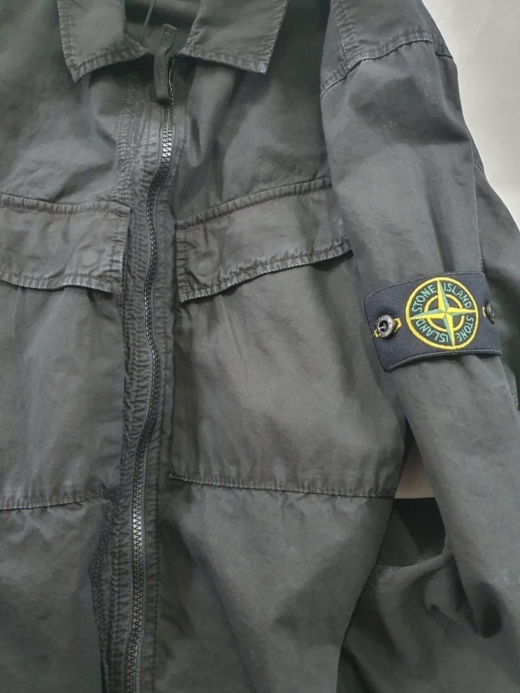 Stone Island 101WN Brushed Cotton Canvas T.CO+OLD Overshirt Black - 22FW 착용 스타일