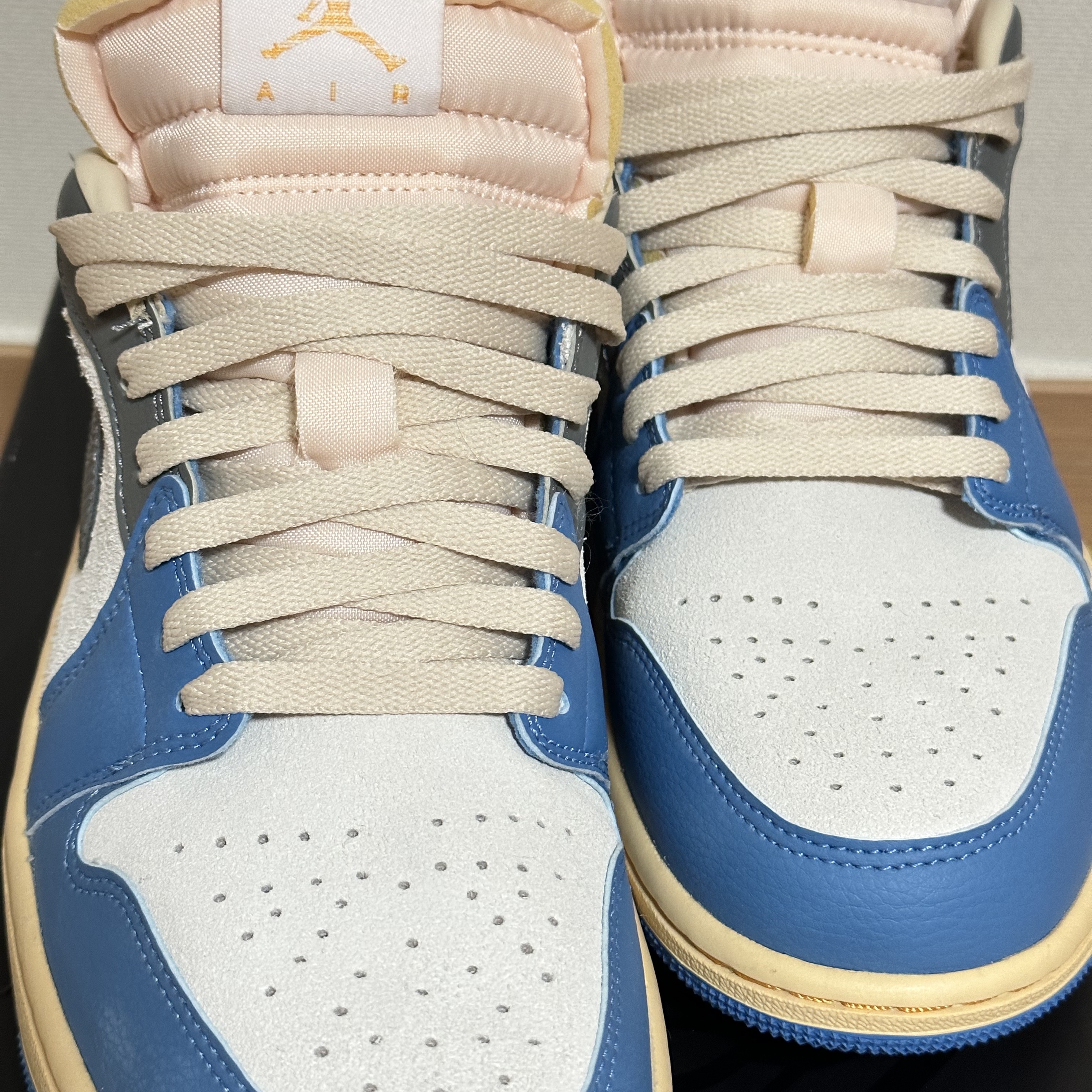 Jordan 1 Low SE Tokyo 96 착용 스타일 - 3