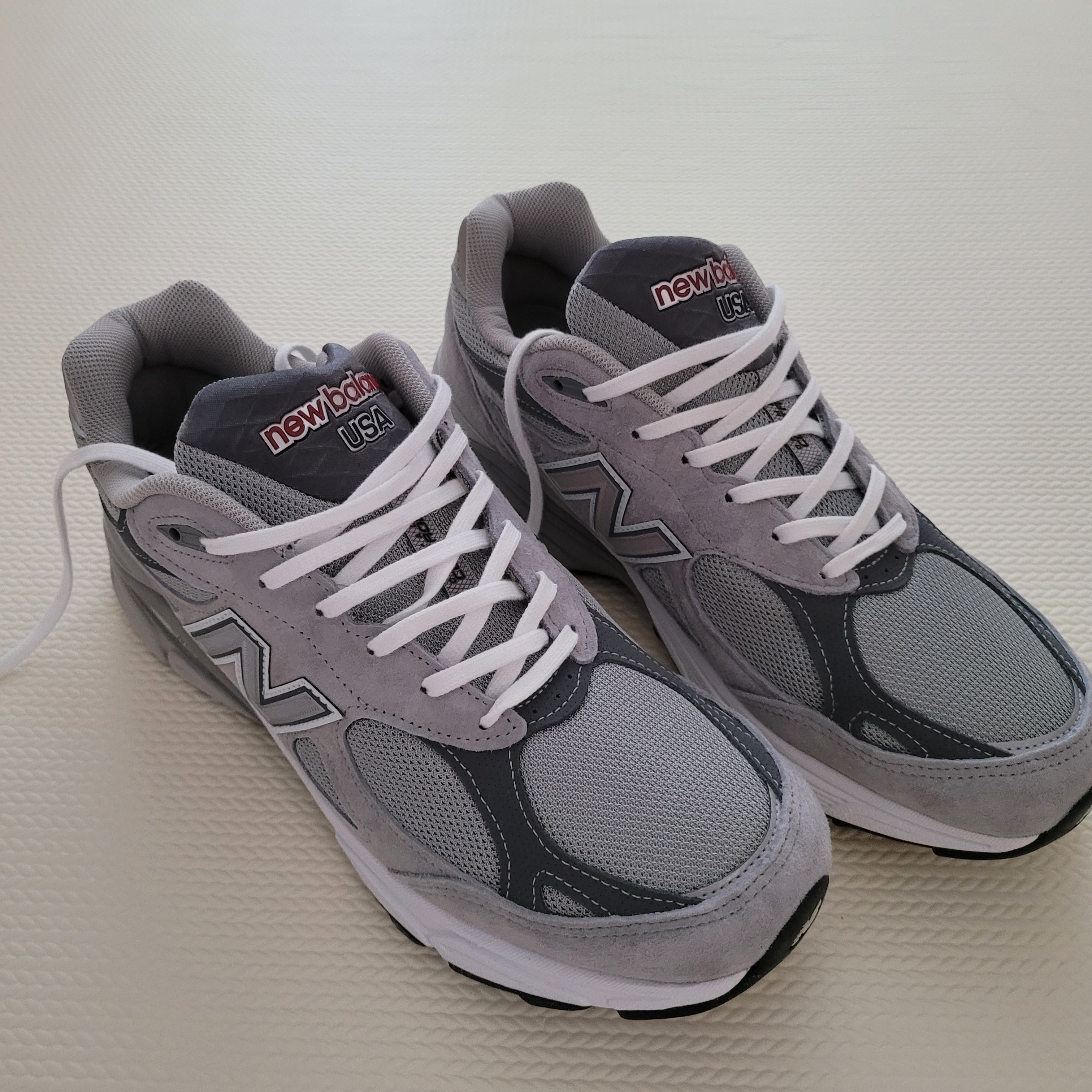New Balance 990v3 Made in USA Grey - D Standard 착용 스타일 - 2