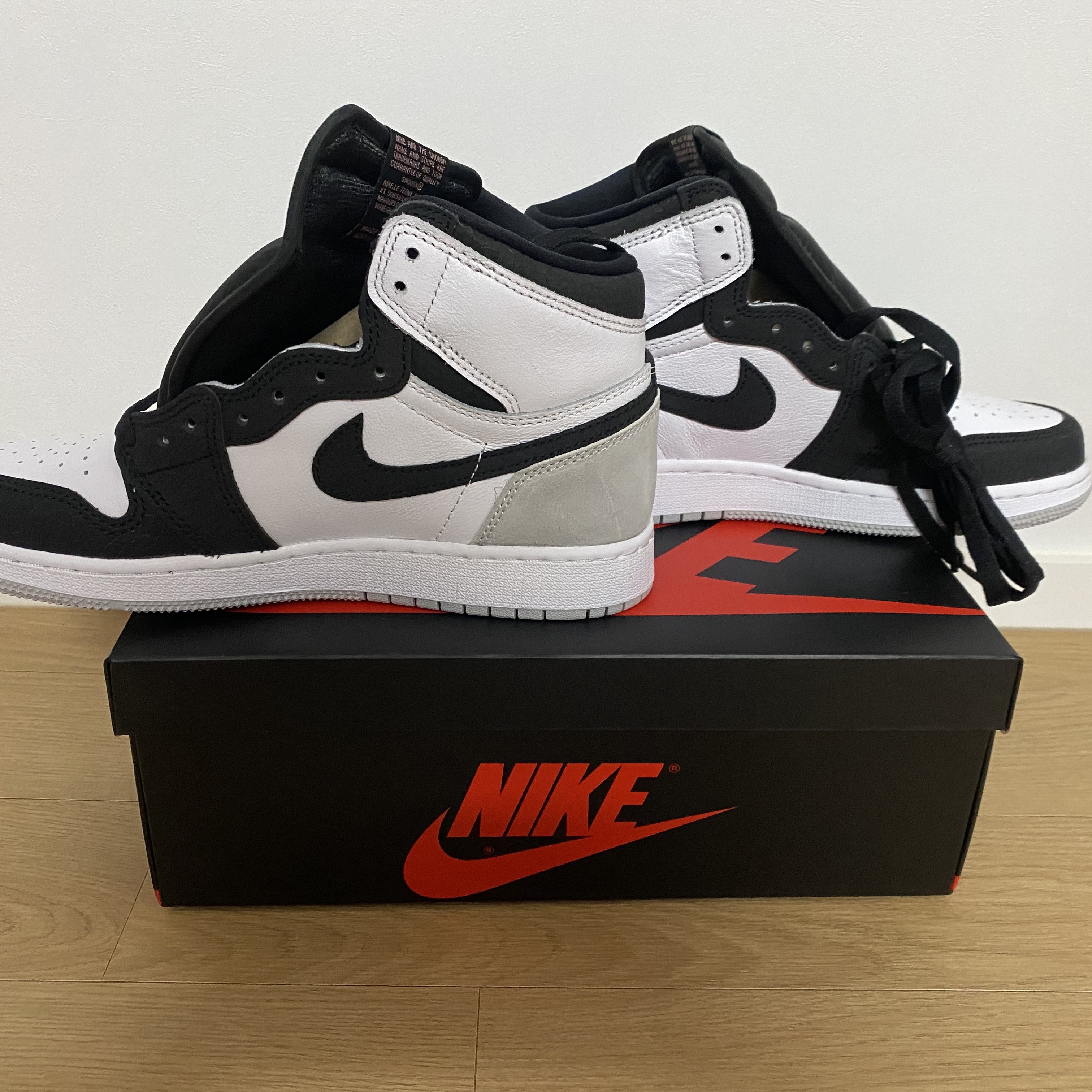 (GS) Jordan 1 Retro High OG Bleached Coral 착용 스타일 - 3