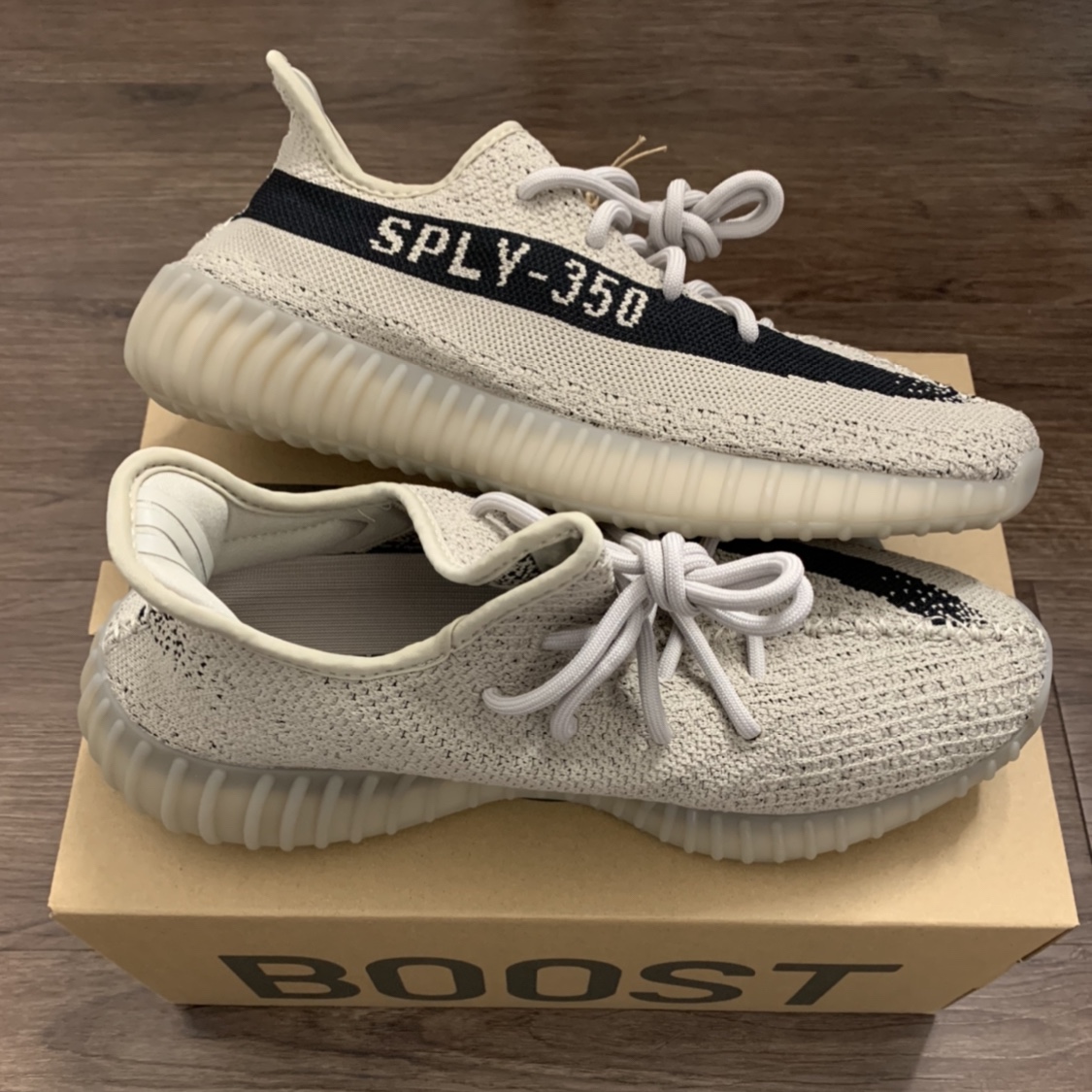 Adidas Yeezy Boost 350 V2 Slate Core Black 2022/2023 착용 스타일
