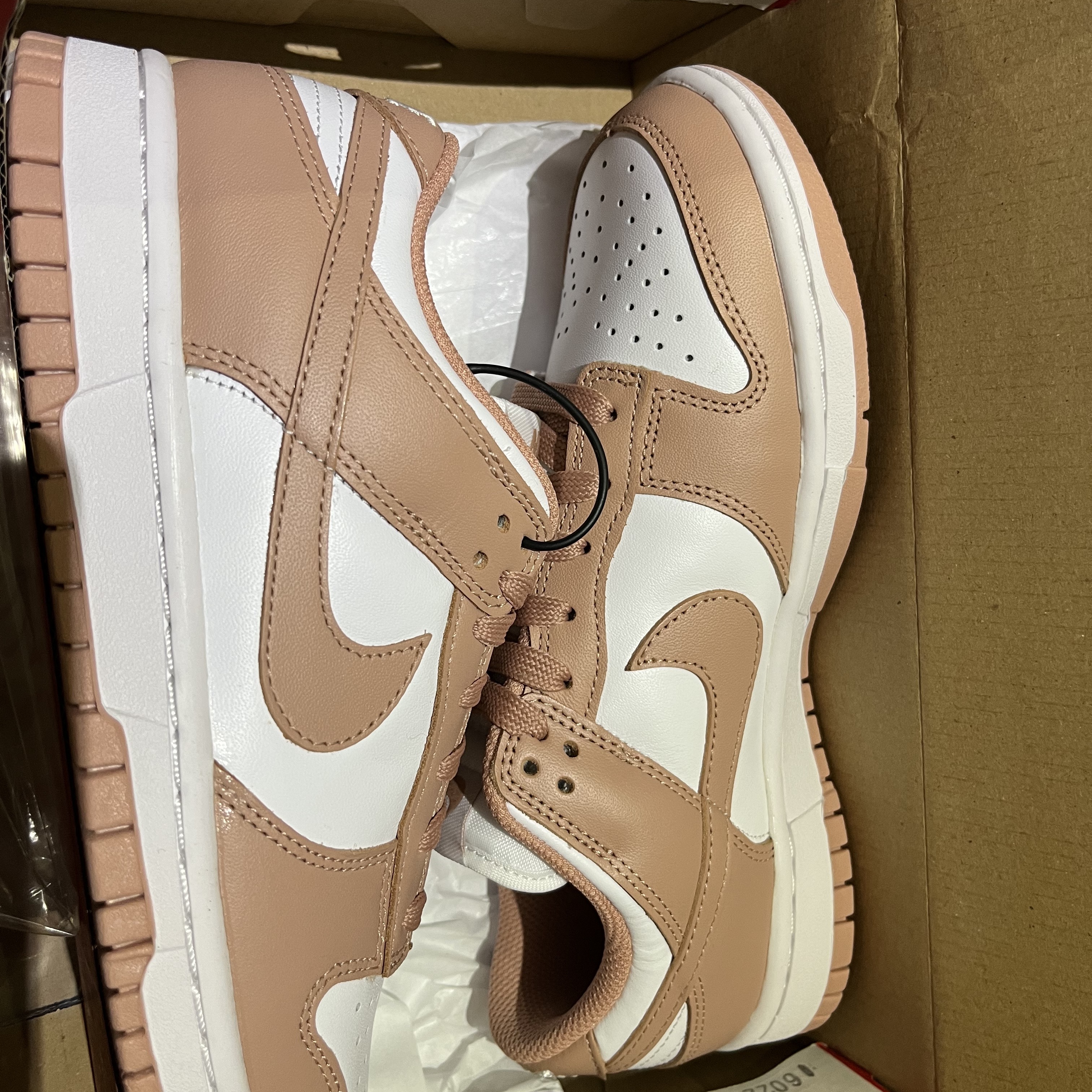(W) Nike Dunk Low Rose Whisper 착용 스타일