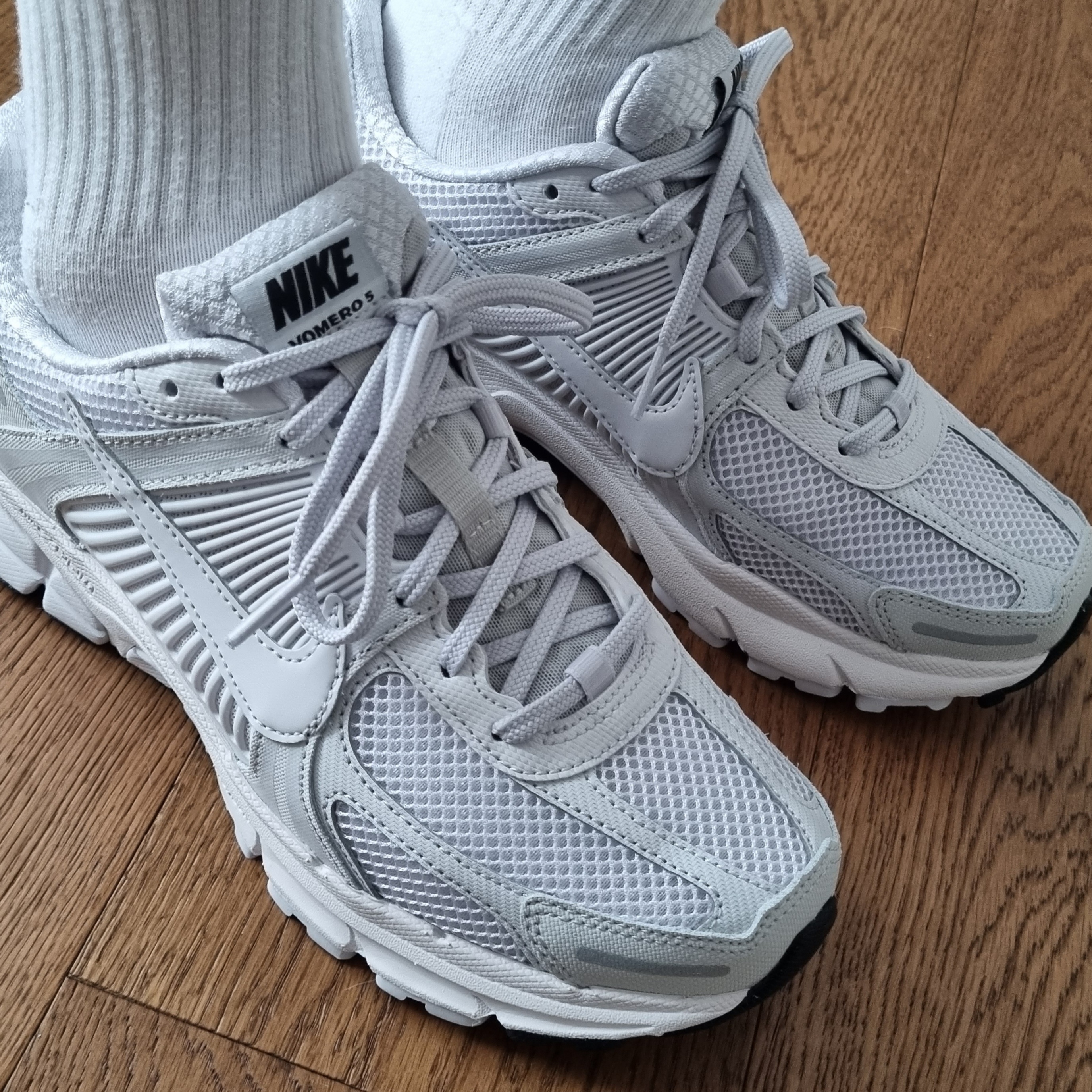Nike Zoom Vomero 5 SP Vast Grey 2023 착용 스타일