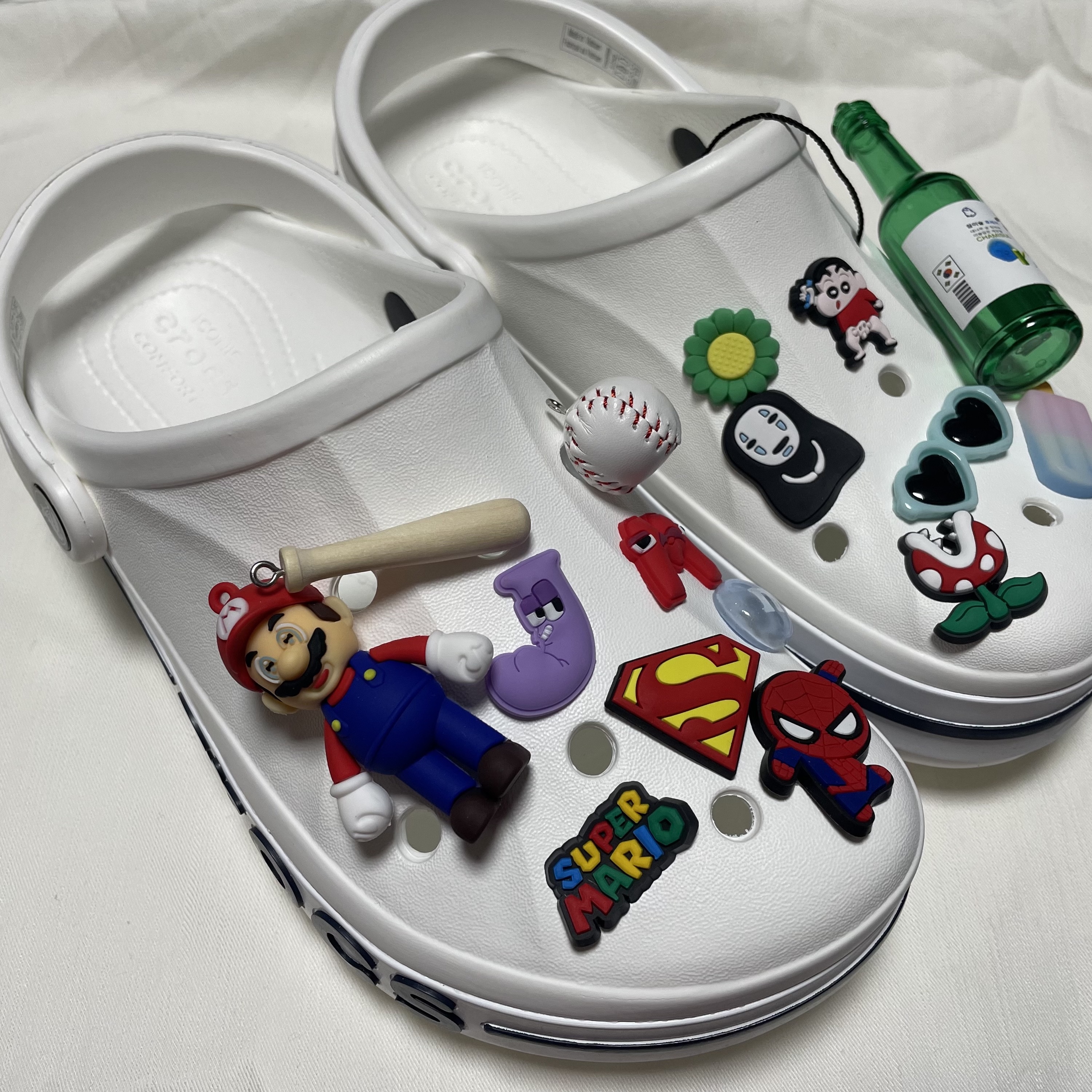 Crocs Bayaband Clog White Navy 착용 스타일