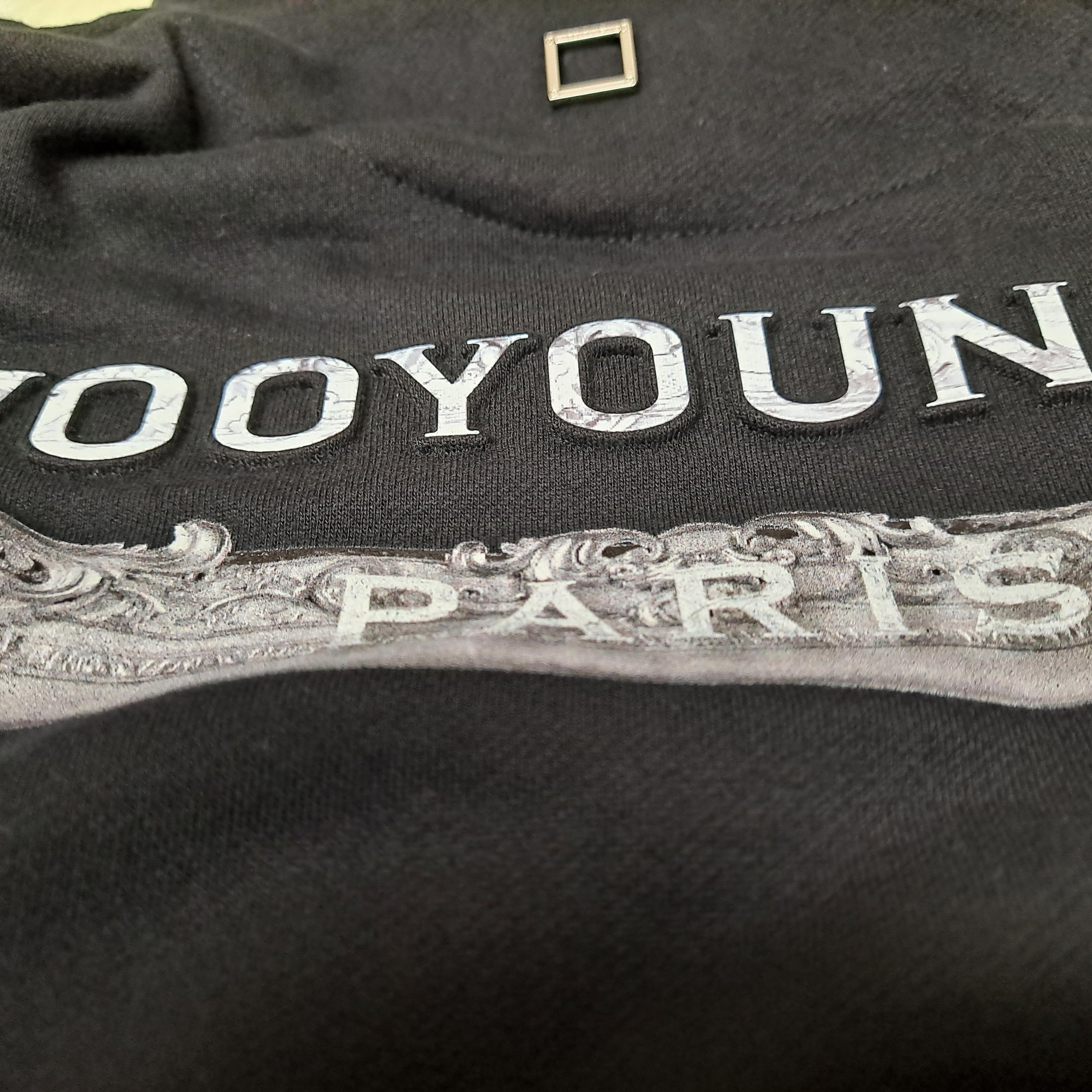 Wooyoungmi Frame Back Logo Hooded Sweatshirt Black - 23SS 착용 스타일 - 2