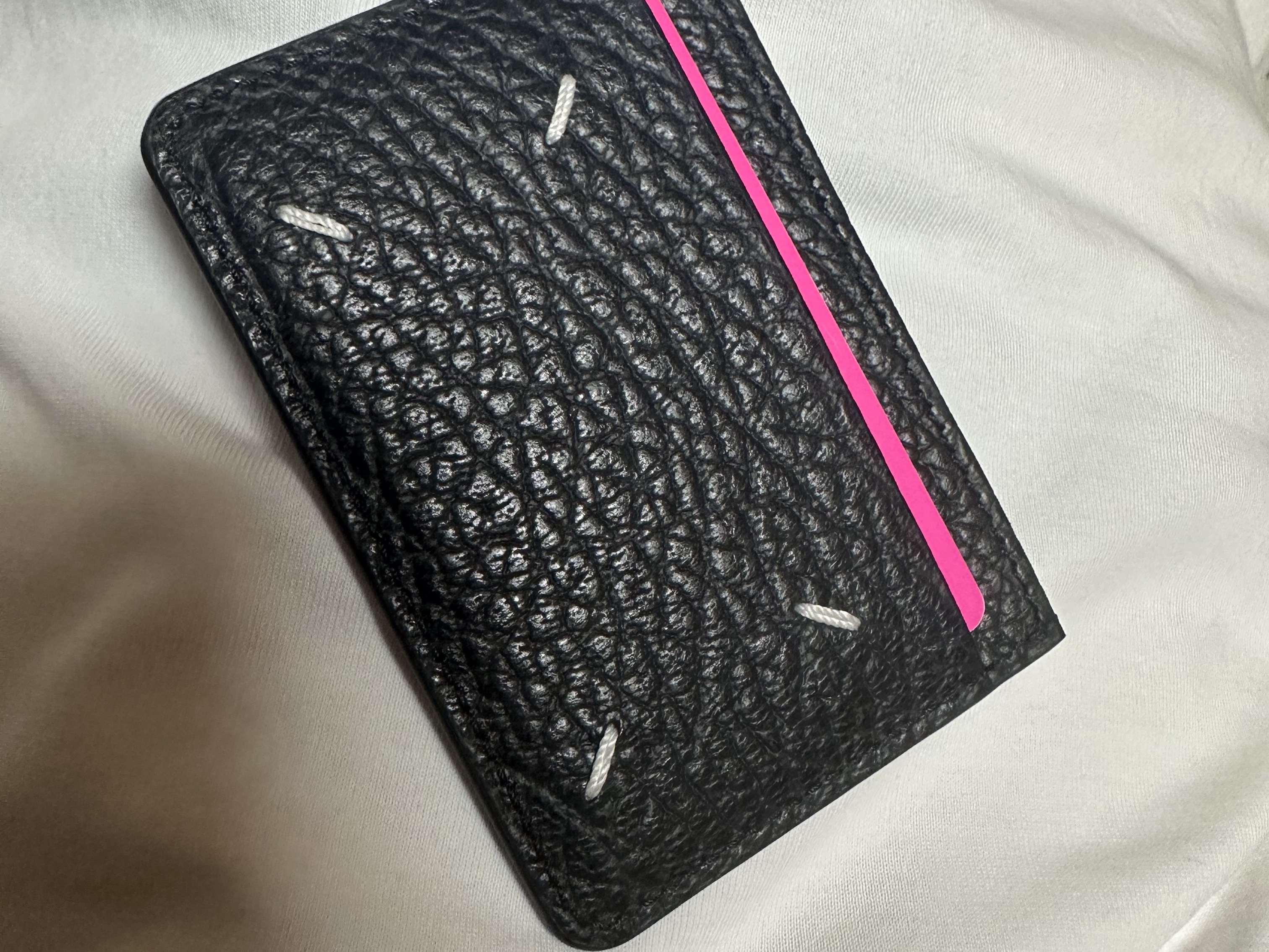 Maison Margiela Four Stitch Card Holder Black 착용 스타일