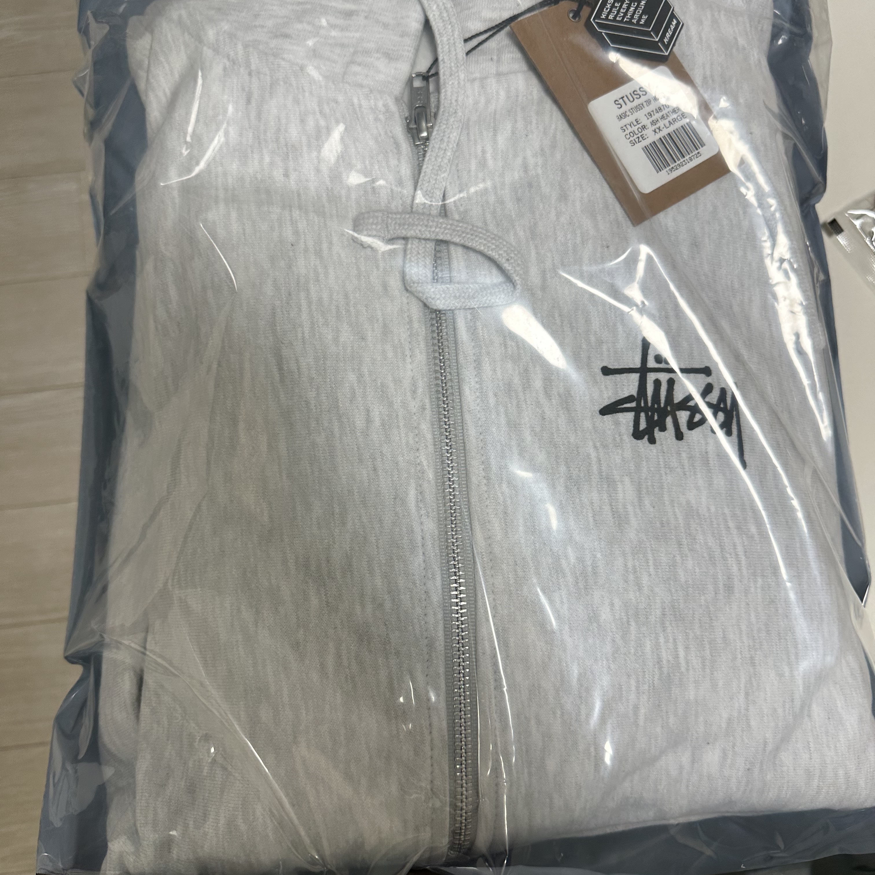 Stussy Basic Stussy Zip Hoodie Ash Heather 2023 착용 스타일