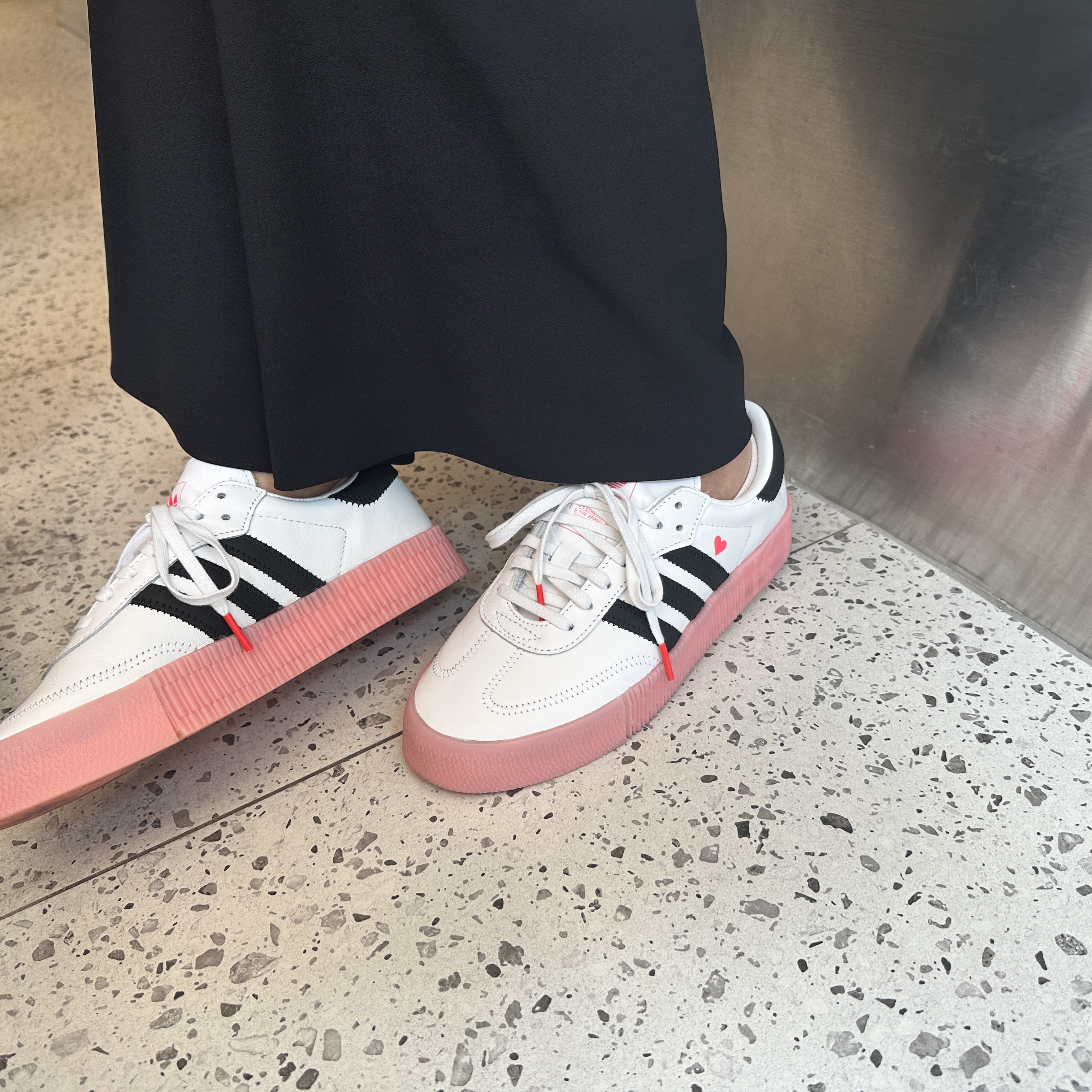 (W) Adidas Sambarose White Pink 착용 스타일 - 2