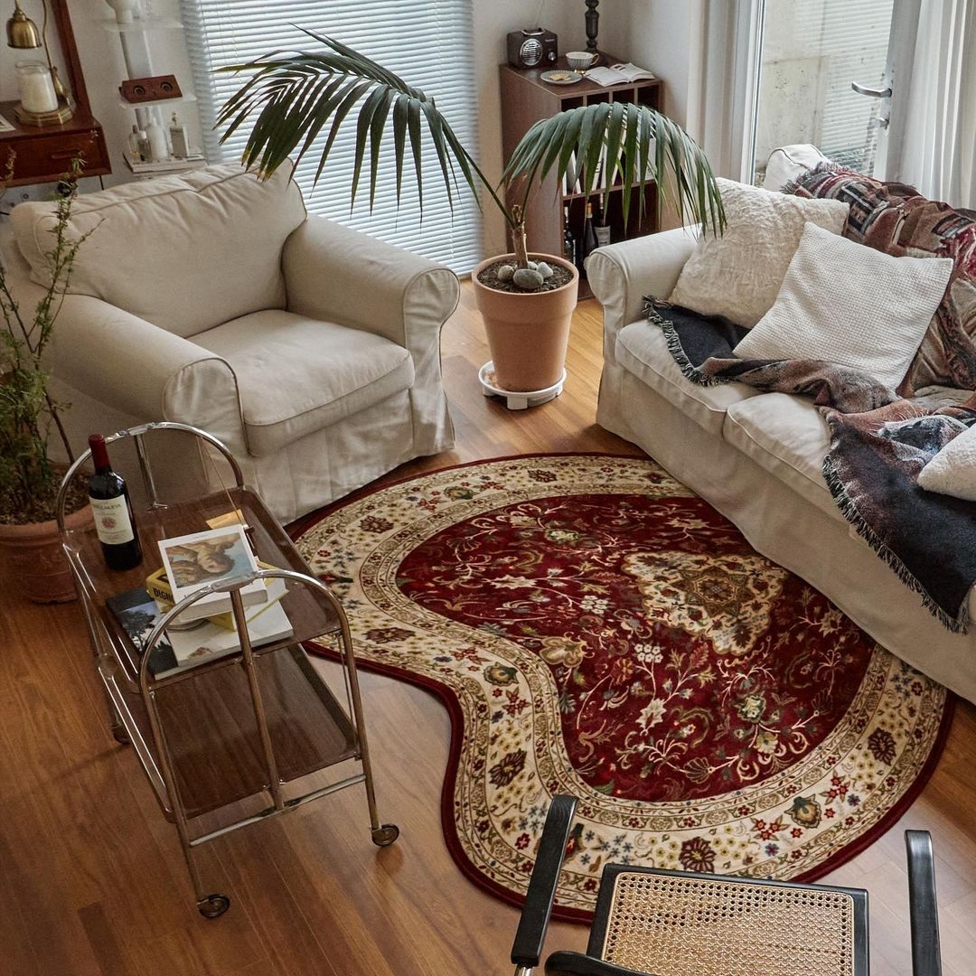Say Touche Liquified Persian Rug Burgundy (L) 착용 스타일