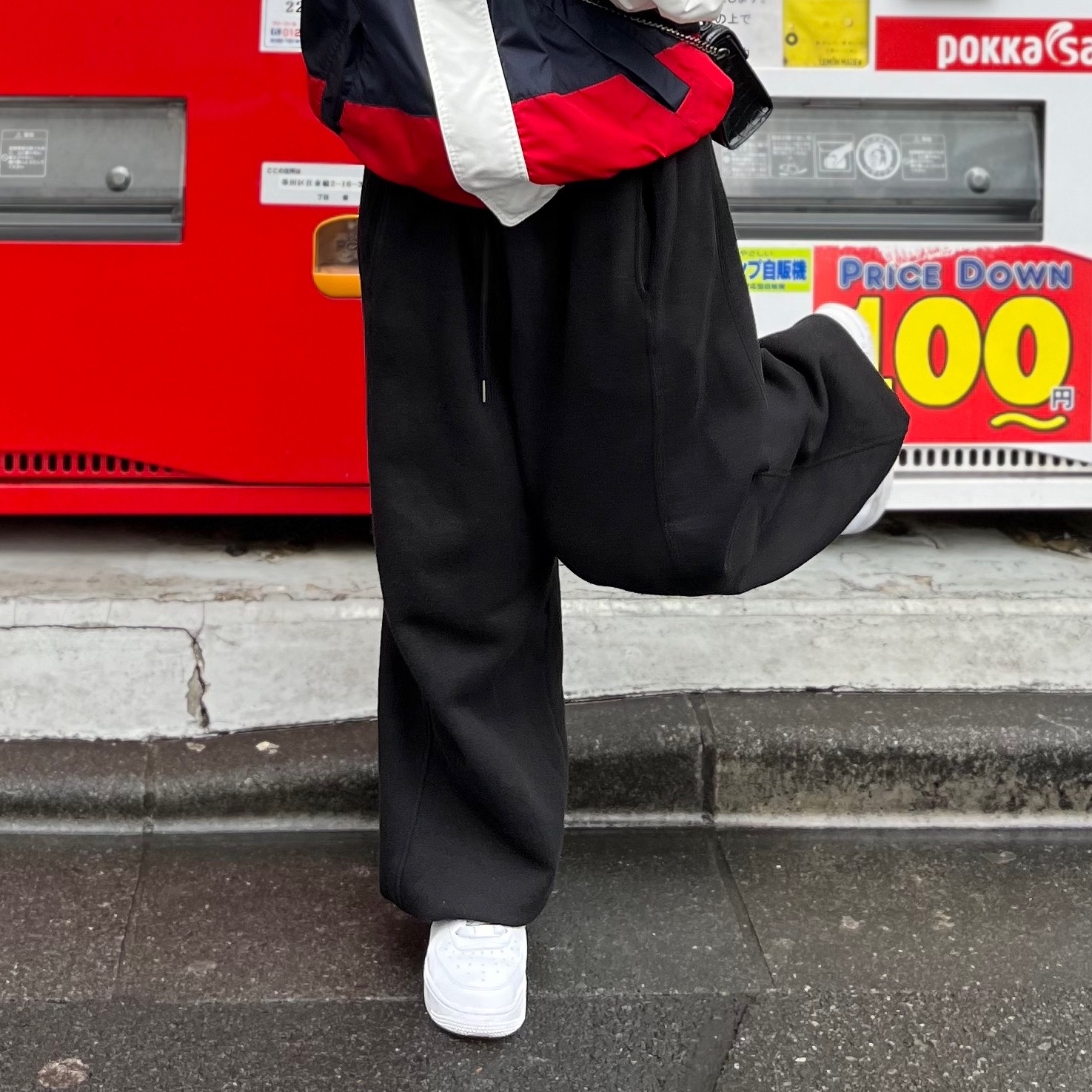 (W) Nike Air Force 1 '07 Low White 착용 스타일 - 2