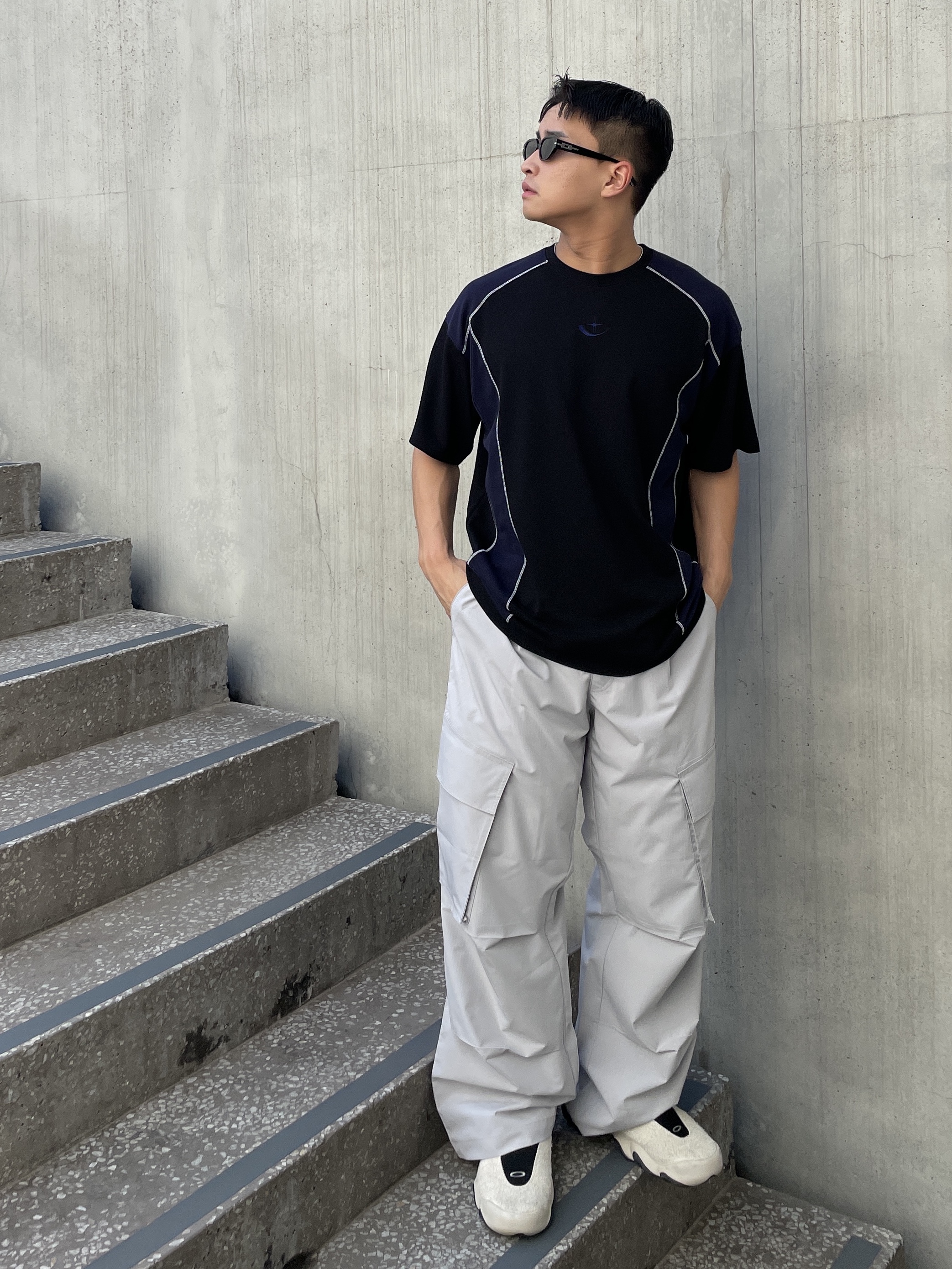 Oakley Factory Team x Brain Dead Flesh Milk Black 착용 스타일