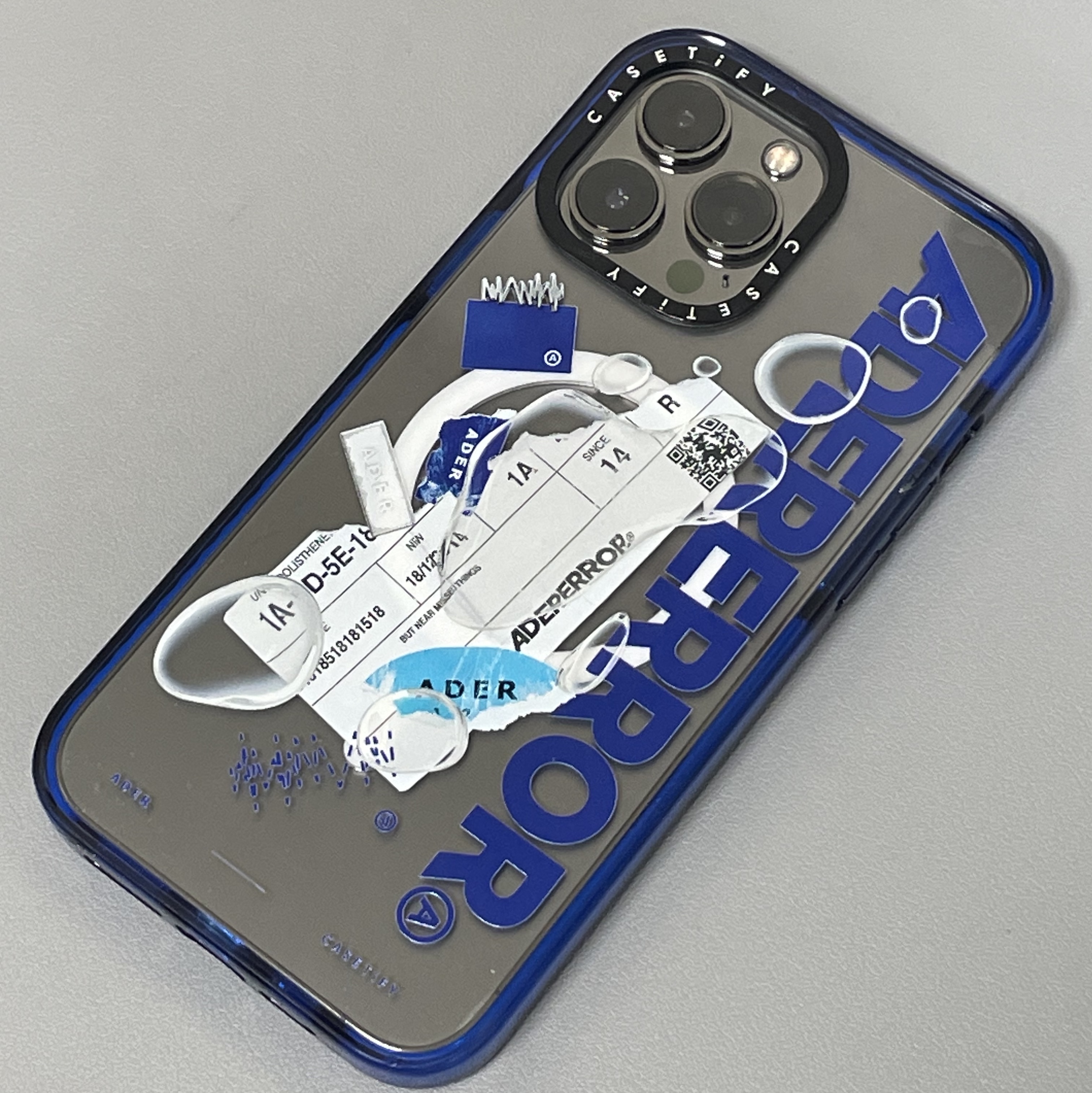 Casetify x Ader Error iPhone Sticker Magsafe Case Clear 착용 스타일