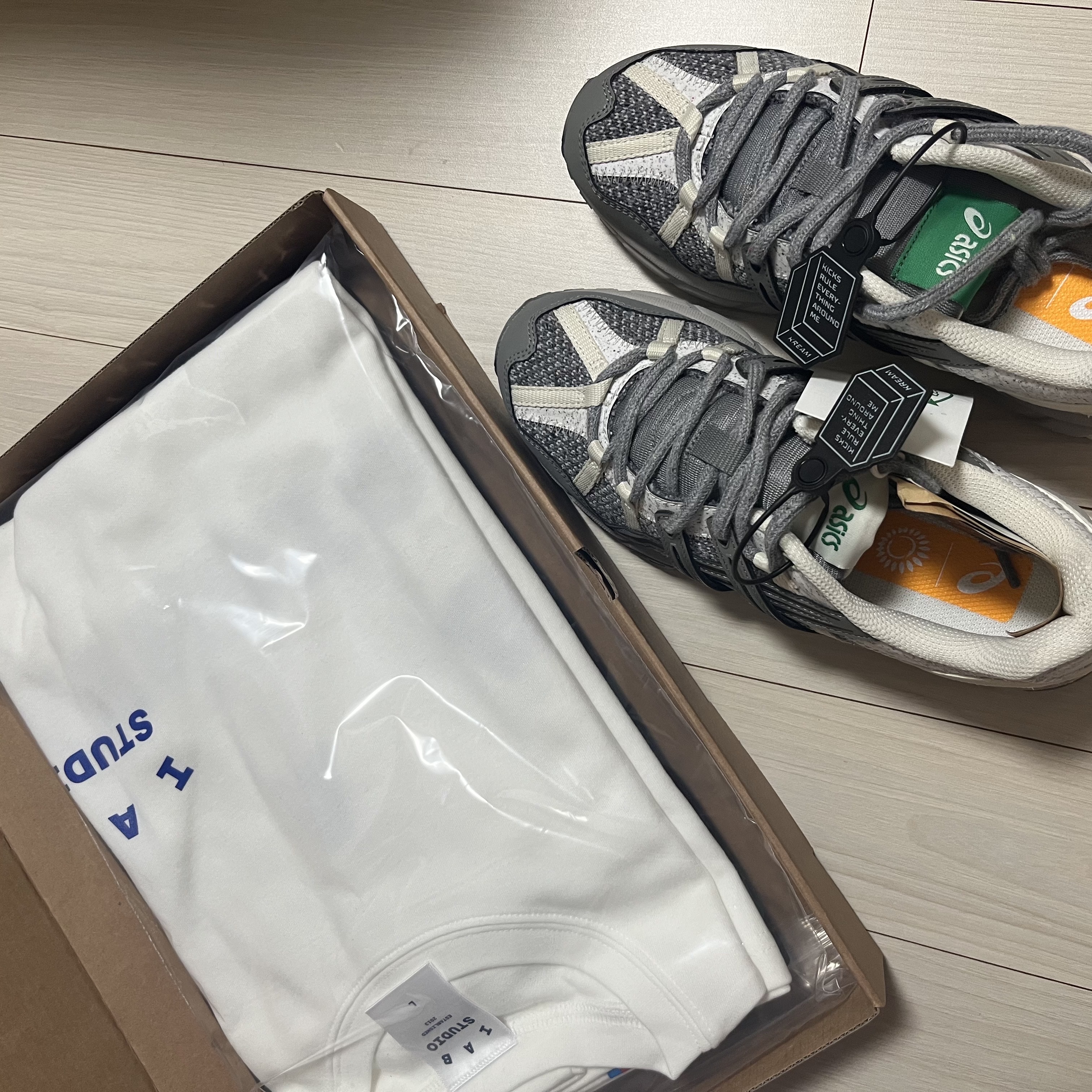 Asics Gel-Sonoma 15-50 Oyster Grey Cream, IAB Studio 10th Anniversary T-Shirts Pack White & Black (2 Pack) 착용 스타일