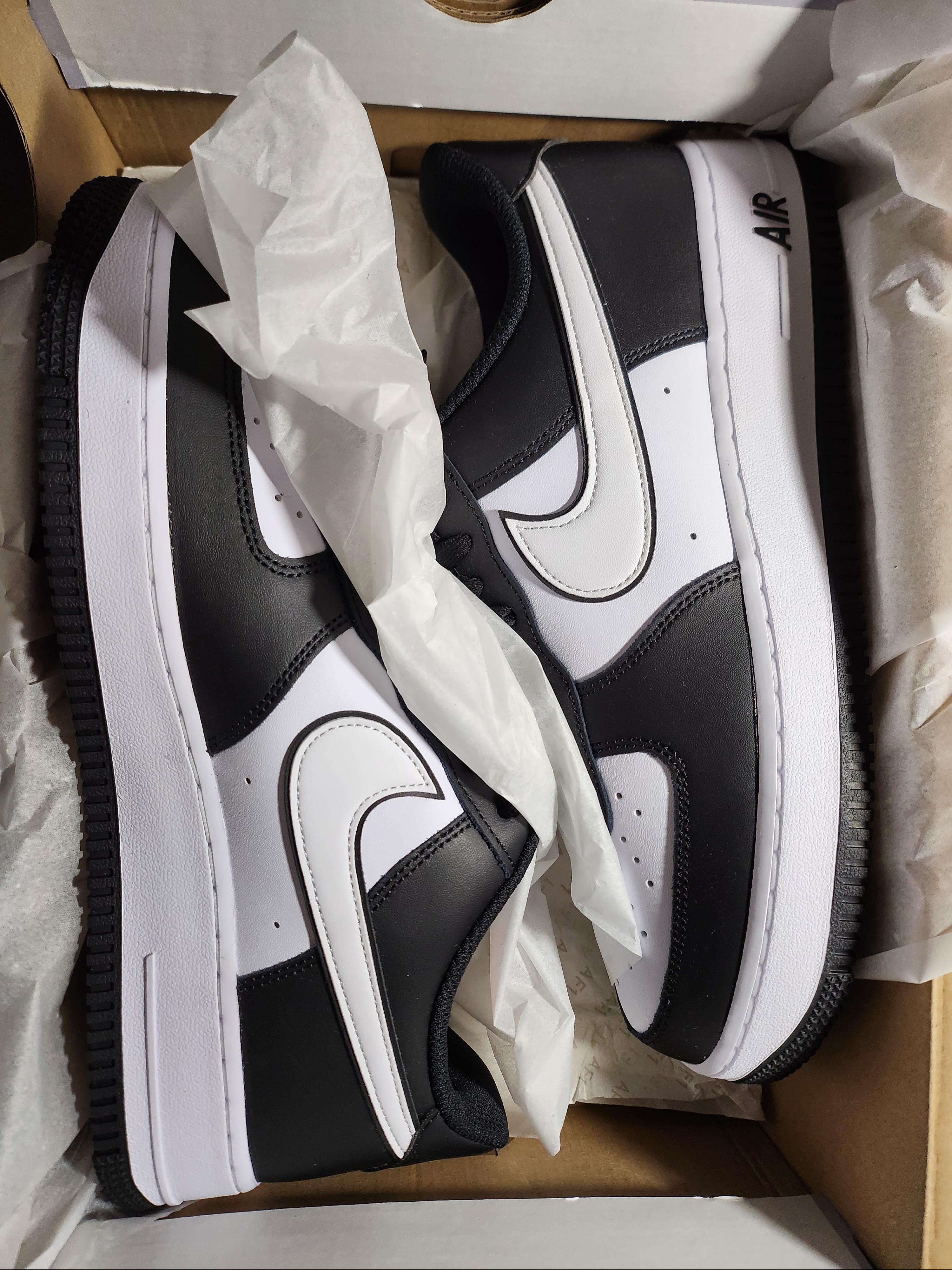 Nike Air Force 1 '07 Black White 착용 스타일