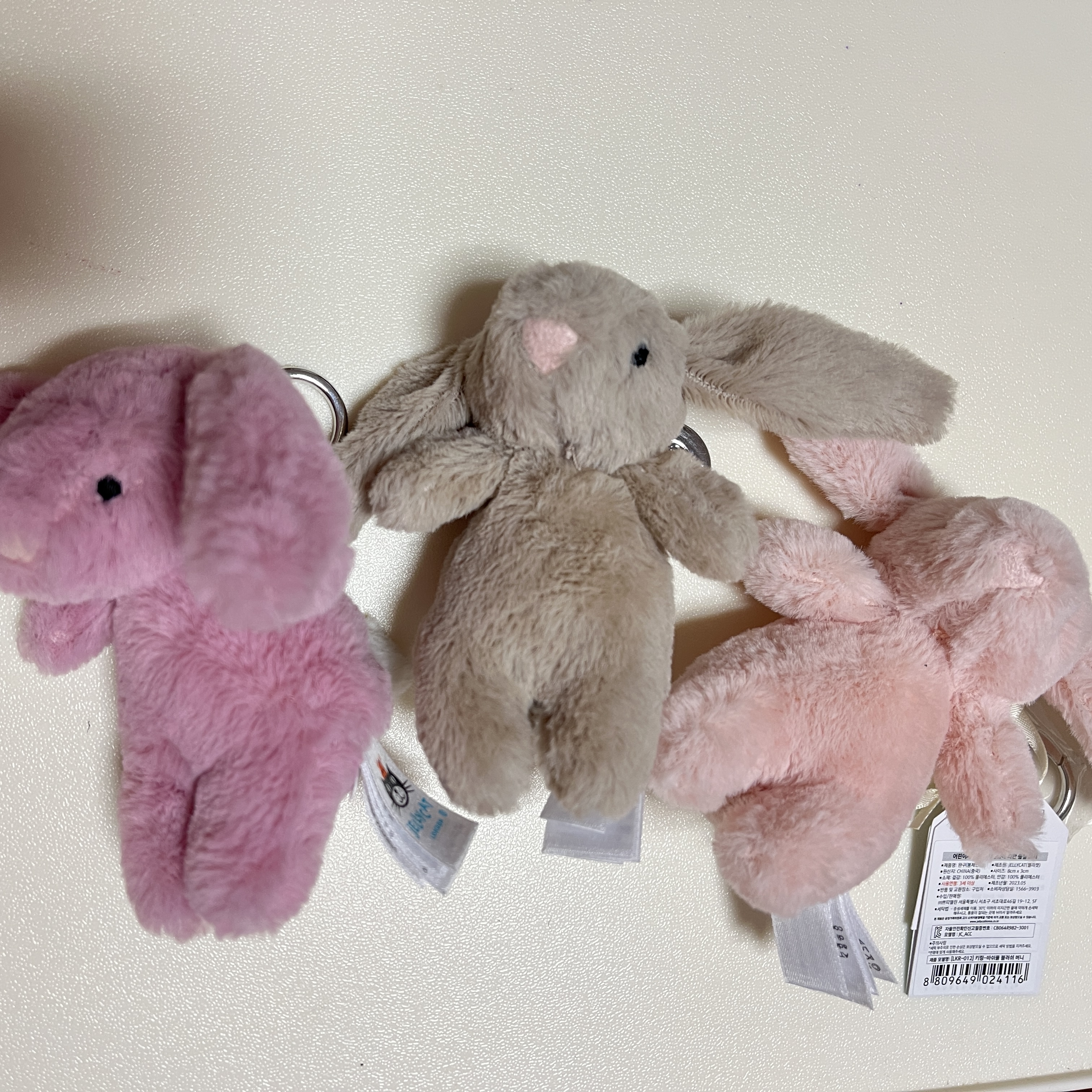 Jellycat Bashful Bunny Bag Charm Blush, Jellycat Bashful Bunny Bag Charm Beige 착용 스타일