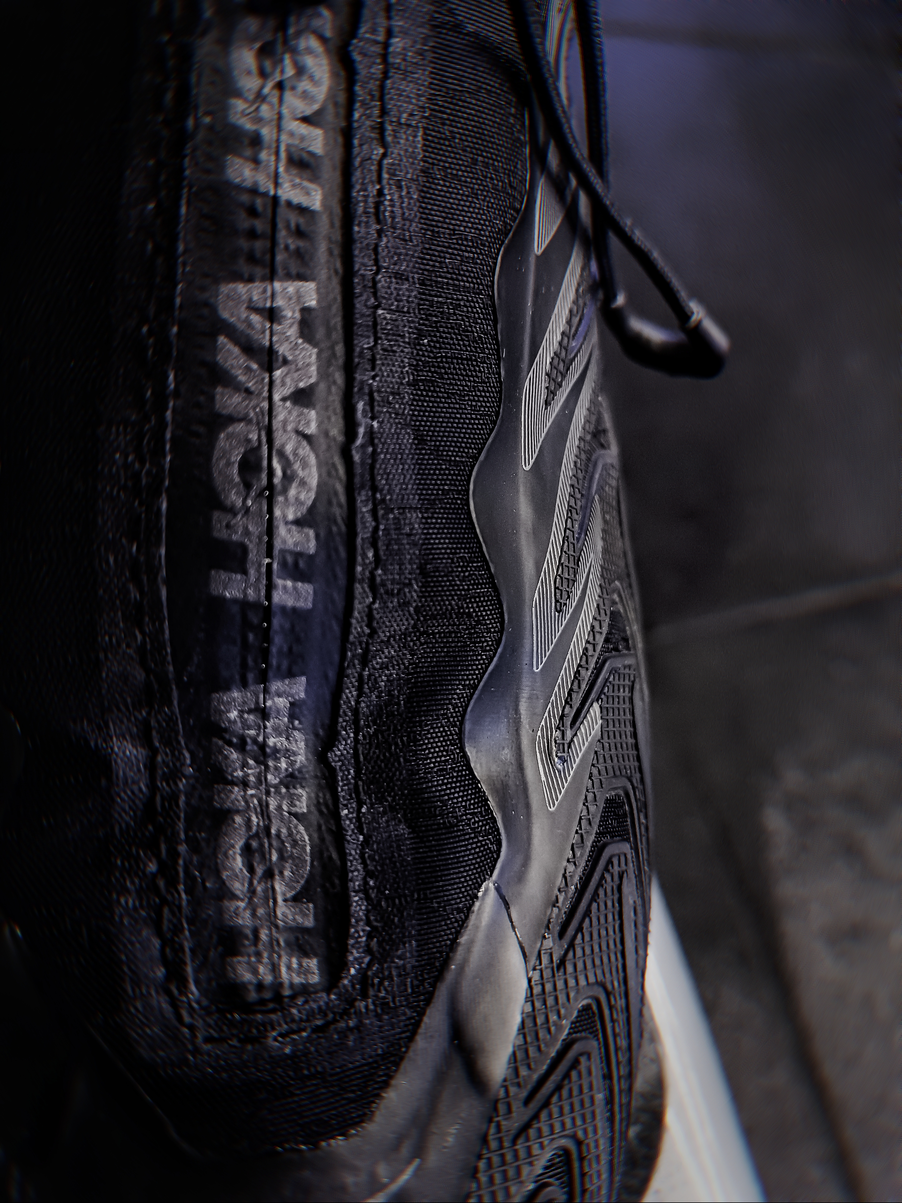 Hoka Project Clifton Black 착용 스타일