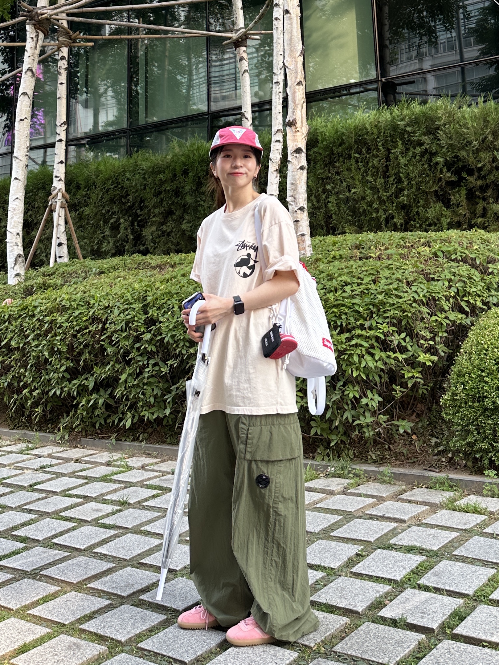 Human Made 4 Panel Beach Cap Pink, Supreme Mesh Small Backpack White - 23SS 착용 스타일 - 1