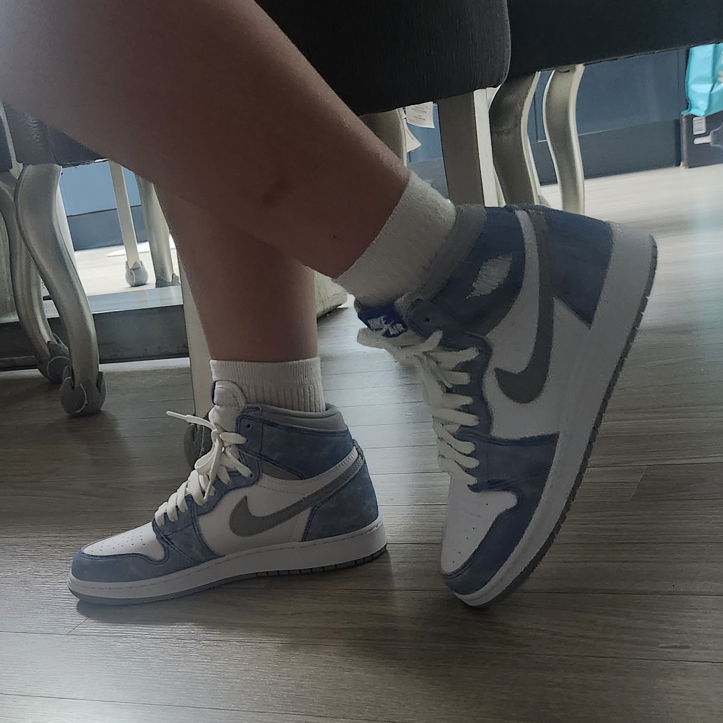(GS) Jordan 1 Retro High OG Hyper Royal 착용 스타일