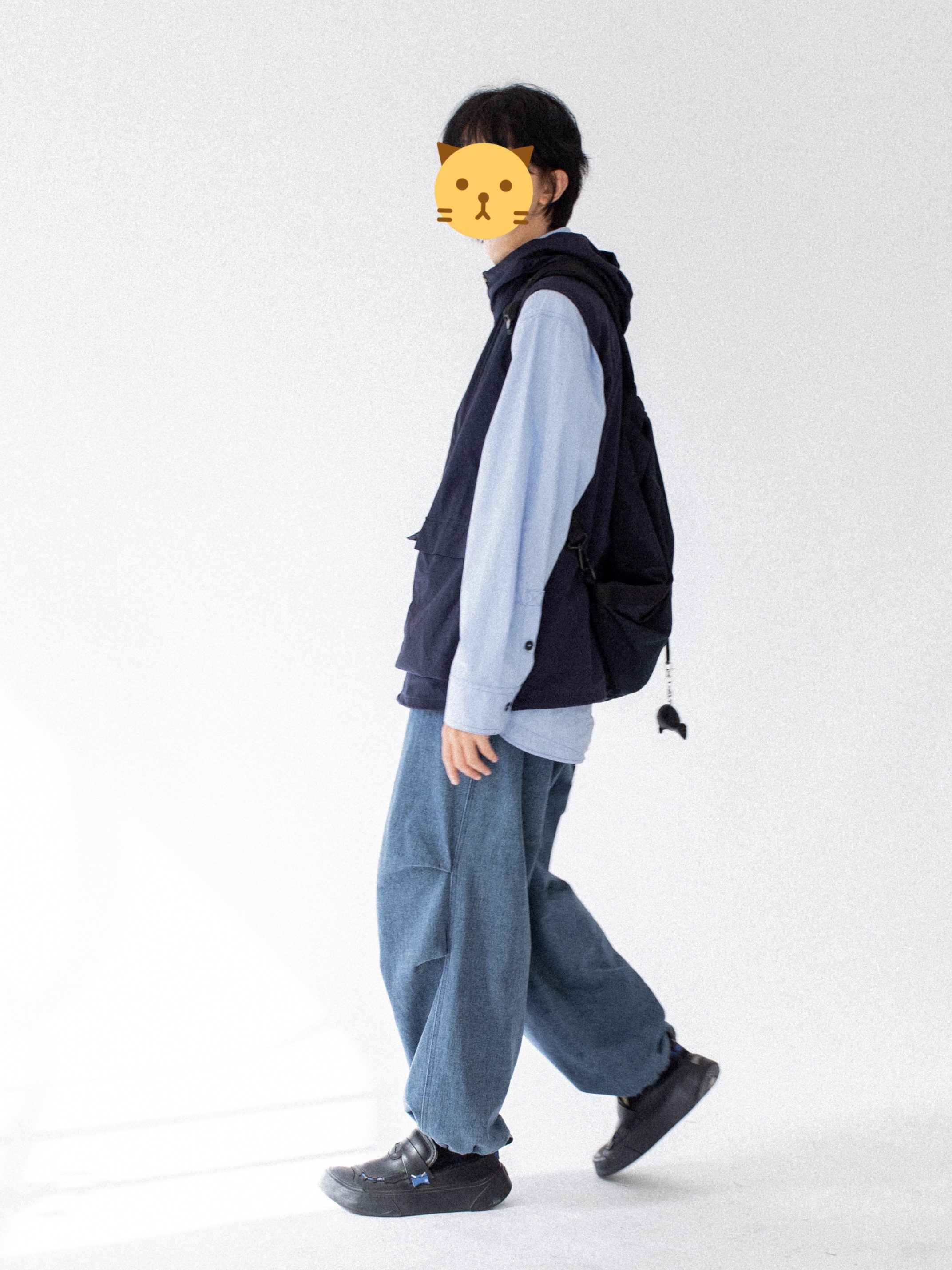 Zara x Ader Error Oversized Shirt Sky Blue, Camper x Ader Error Proto-743-S Black Leather Shoes 착용 스타일 - 2