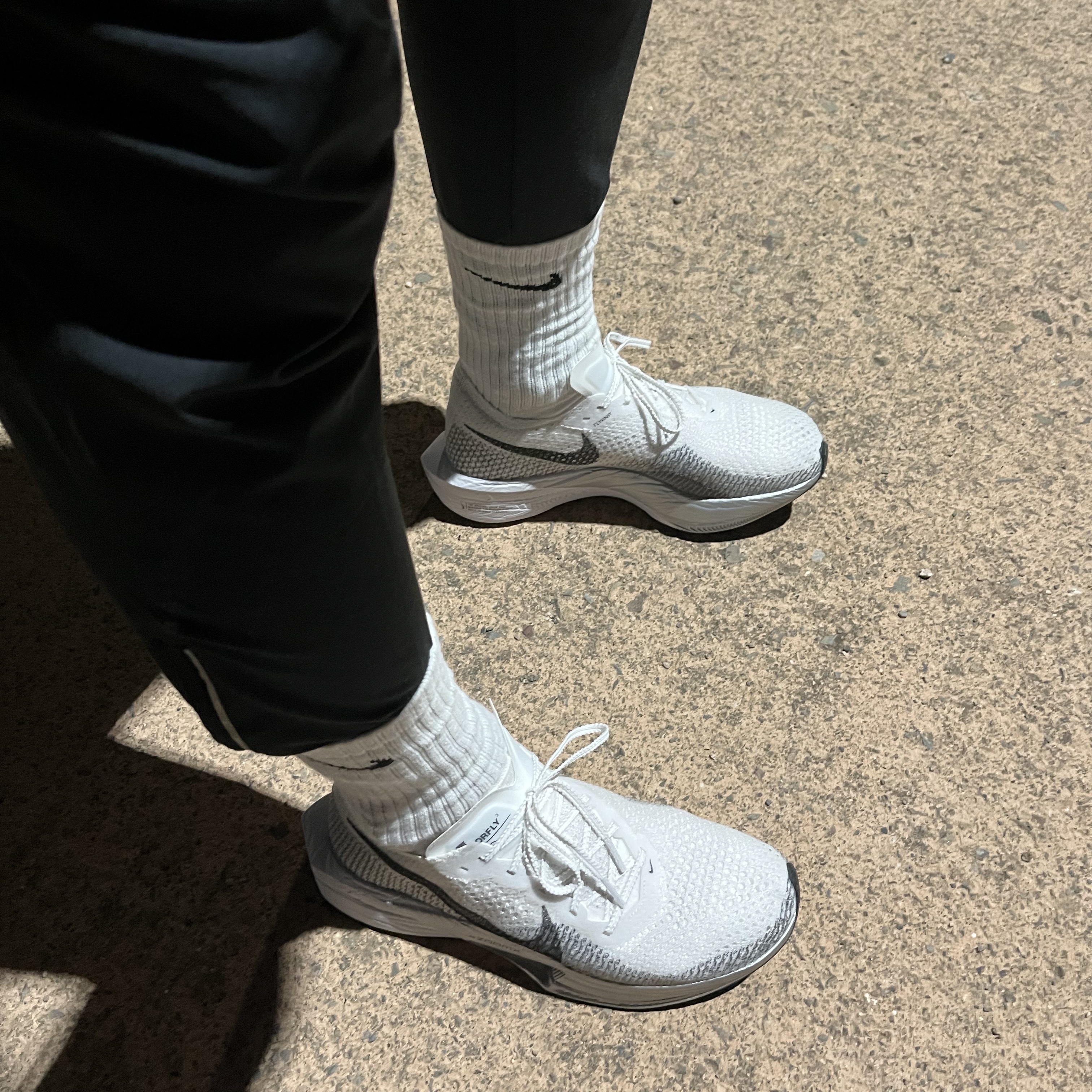 Nike ZoomX Vaporfly Next% 3 White Grey 착용 스타일