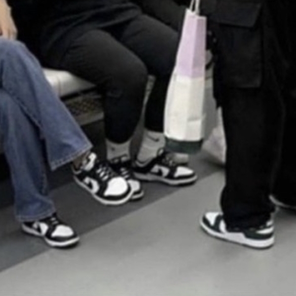 Nike Dunk Low Retro Black 착용 스타일 - 3