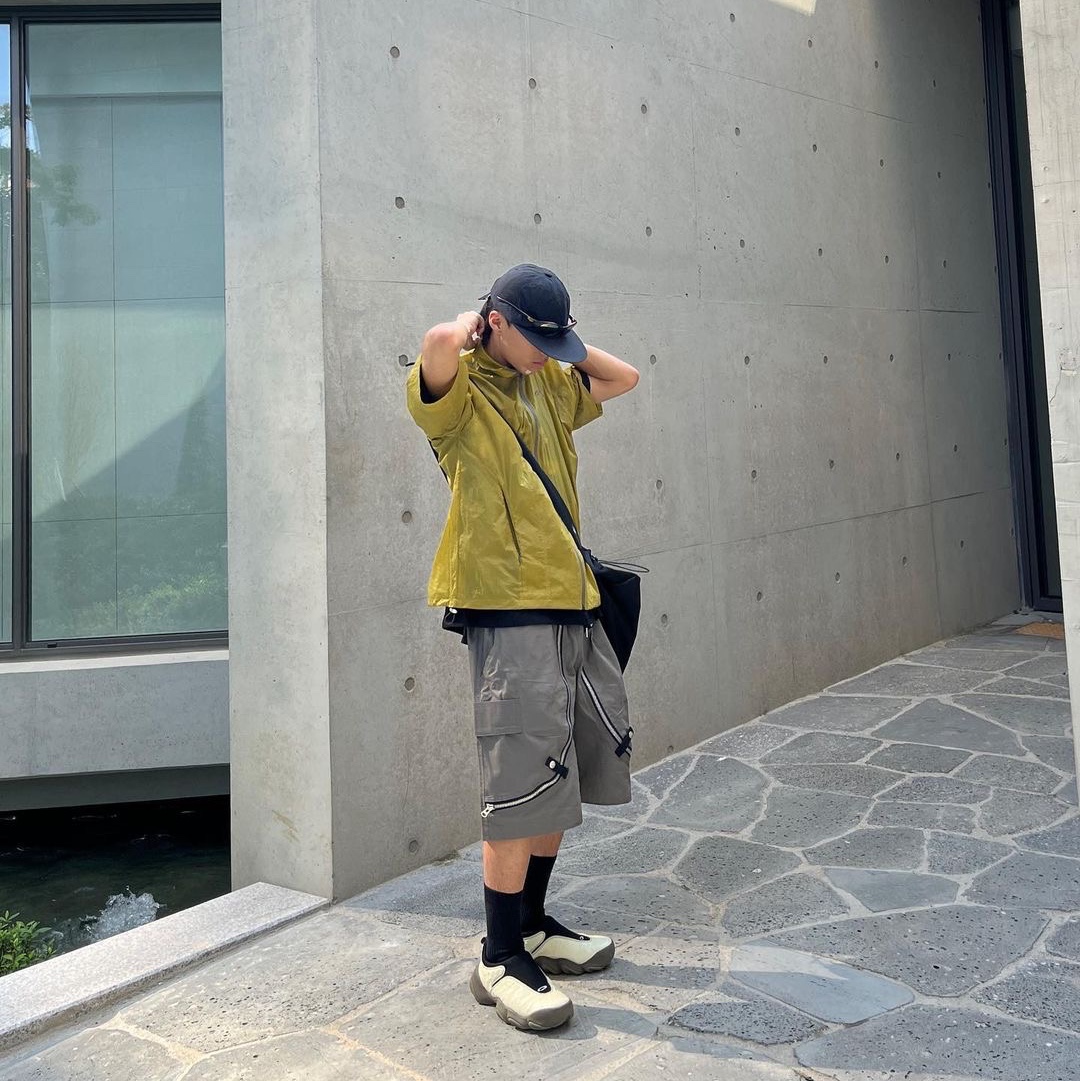 Art of Field Packable Short Sleeved Half Jacket Lime, Art of Field Packable Short Sleeved Half Jacket Ice 착용 스타일