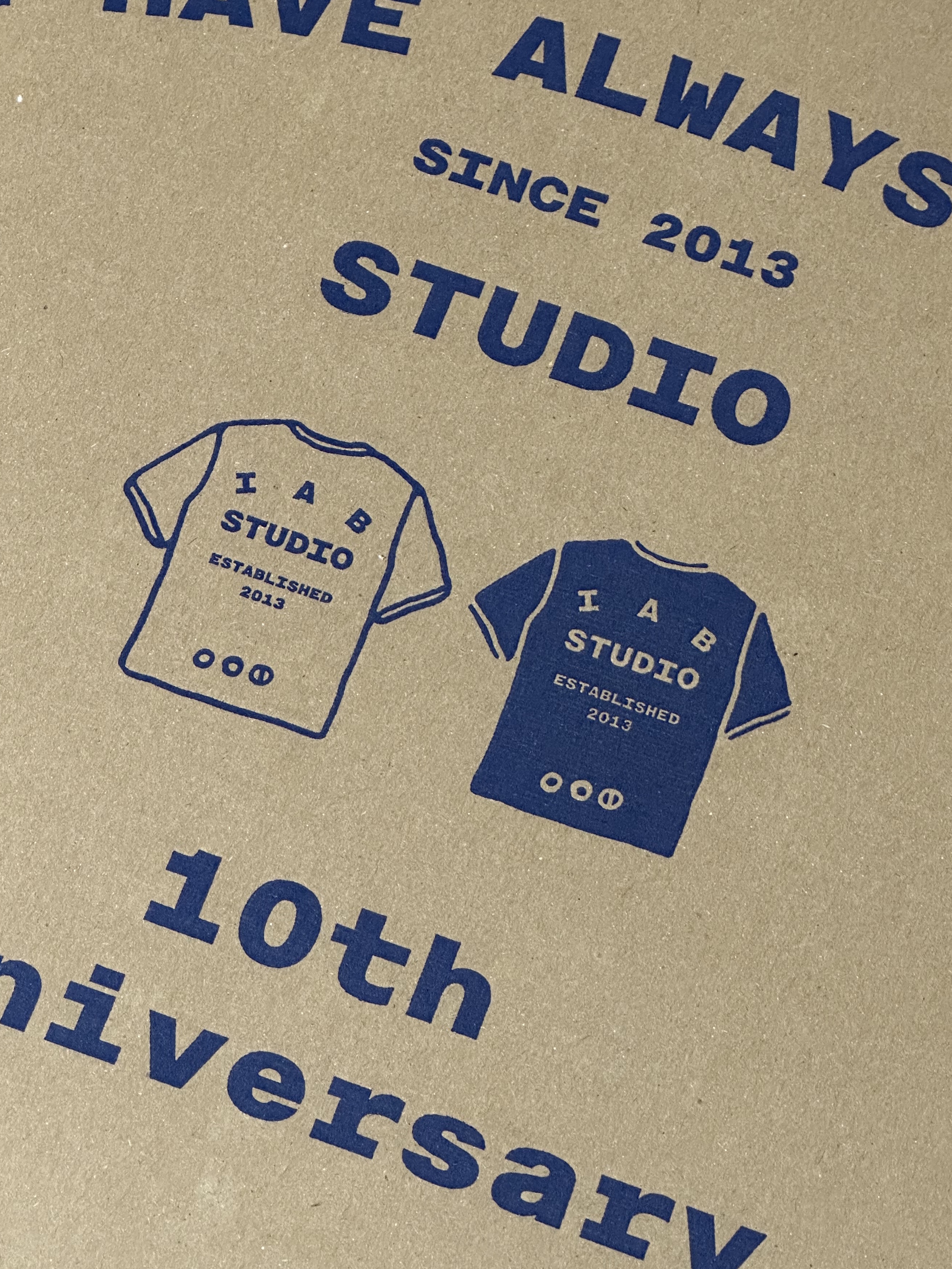 IAB Studio 10th Anniversary T-Shirts Pack White & Black (2 Pack), IAB Studio T-Shirt White Navy - 22FW 착용 스타일 - 1
