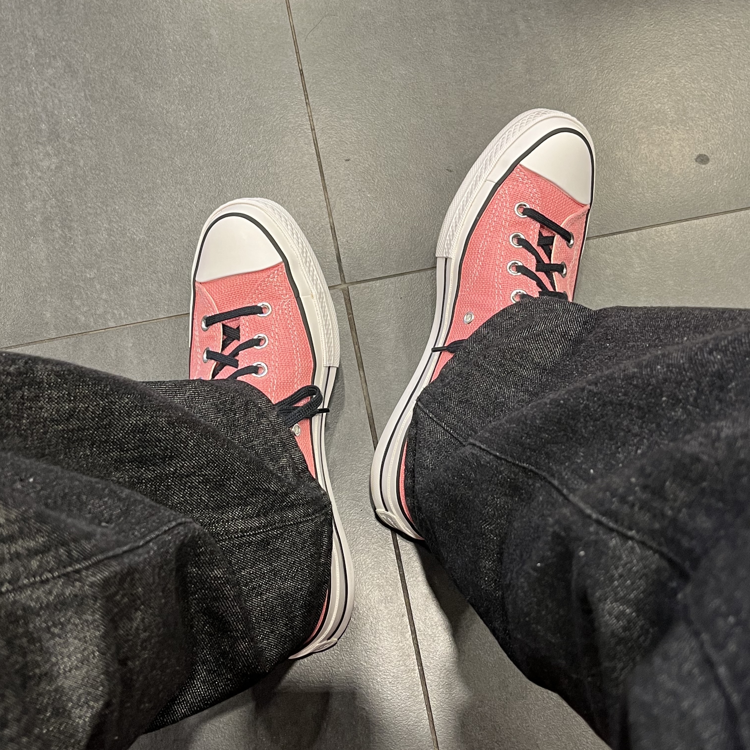 Converse x Stussy Chuck 70 High Plumeria 착용 스타일 - 2