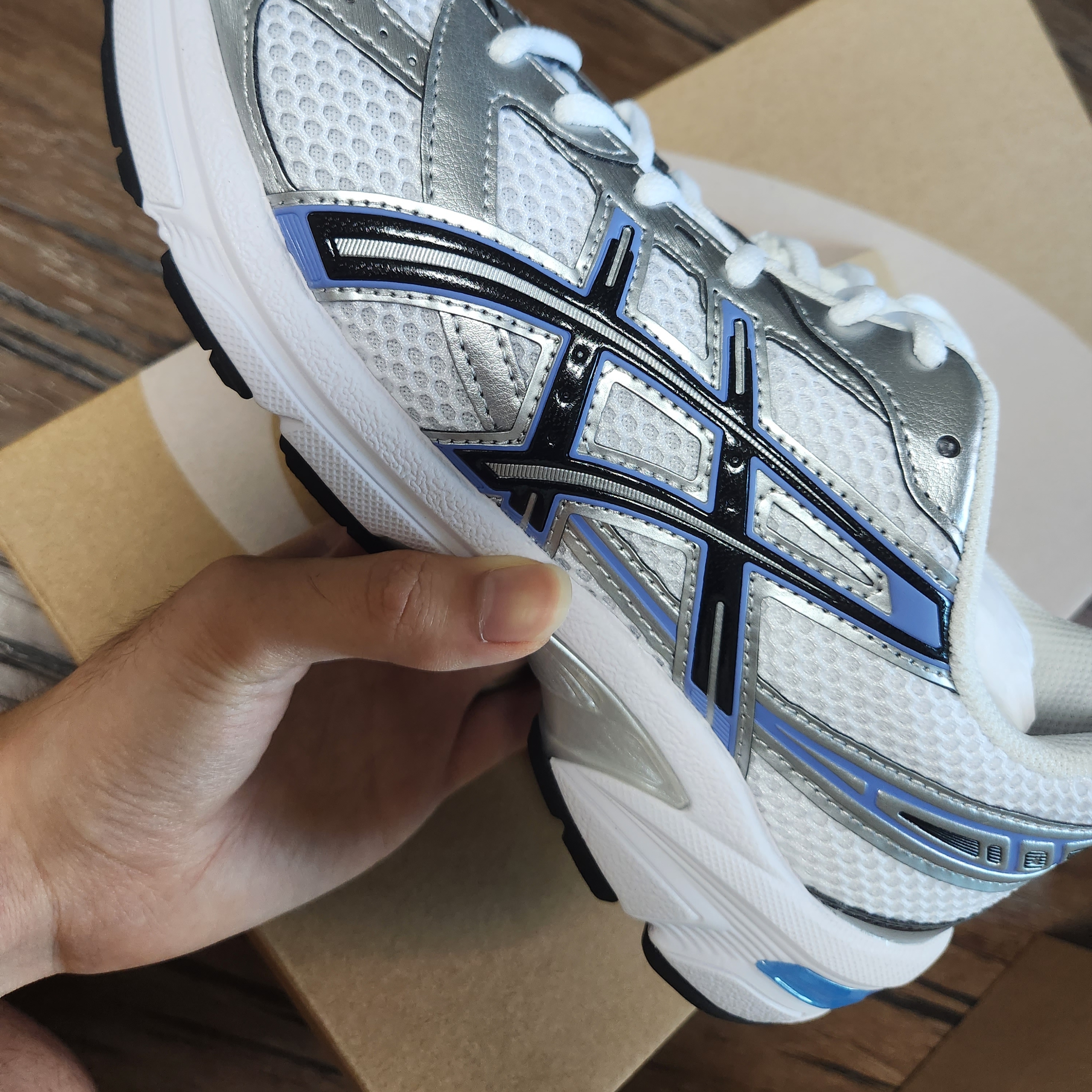 (W) Asics Gel-1130 White Periwinkle Blue 착용 스타일