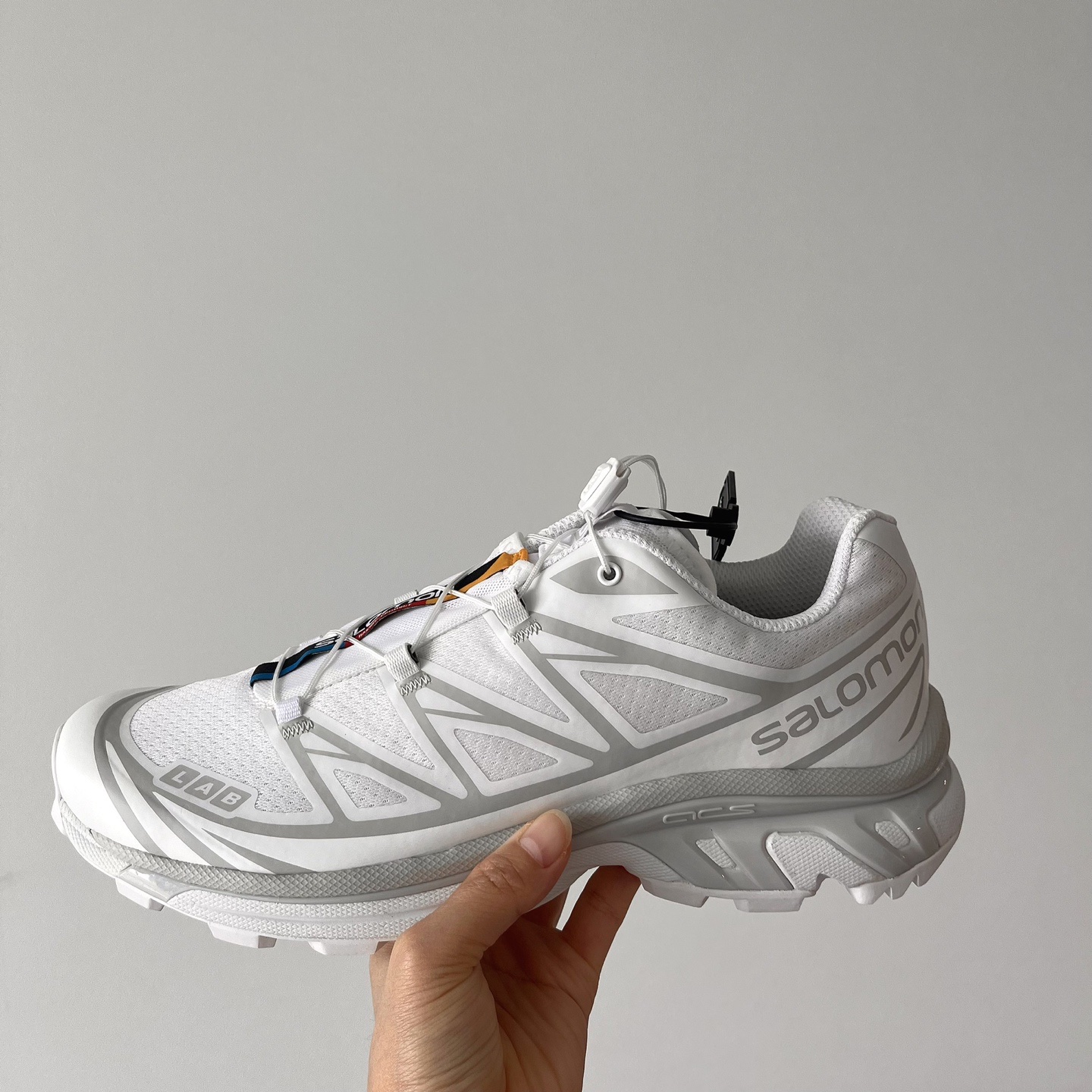 Salomon XT-6 ADV White 착용 스타일 - 2
