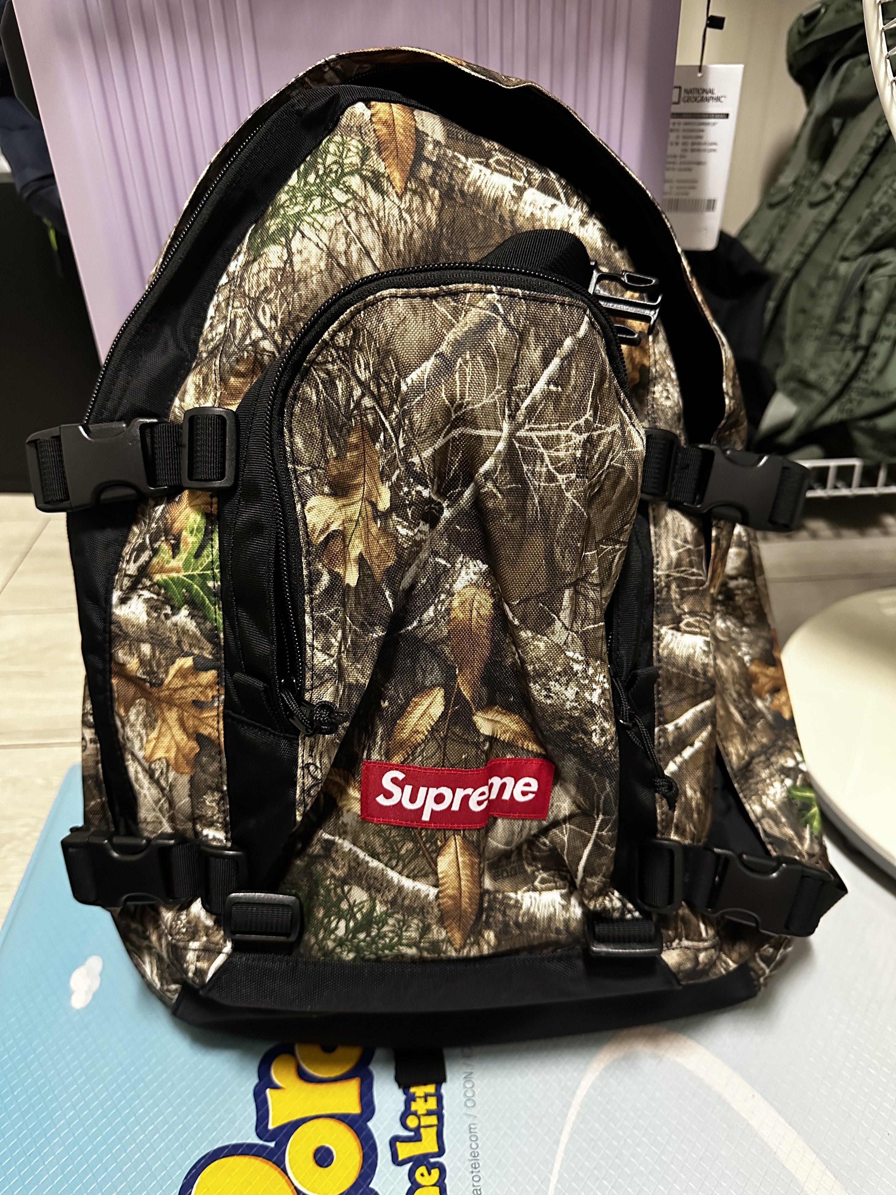 Supreme Backpack Real Tree Camo - 19FW 착용 스타일 - 1