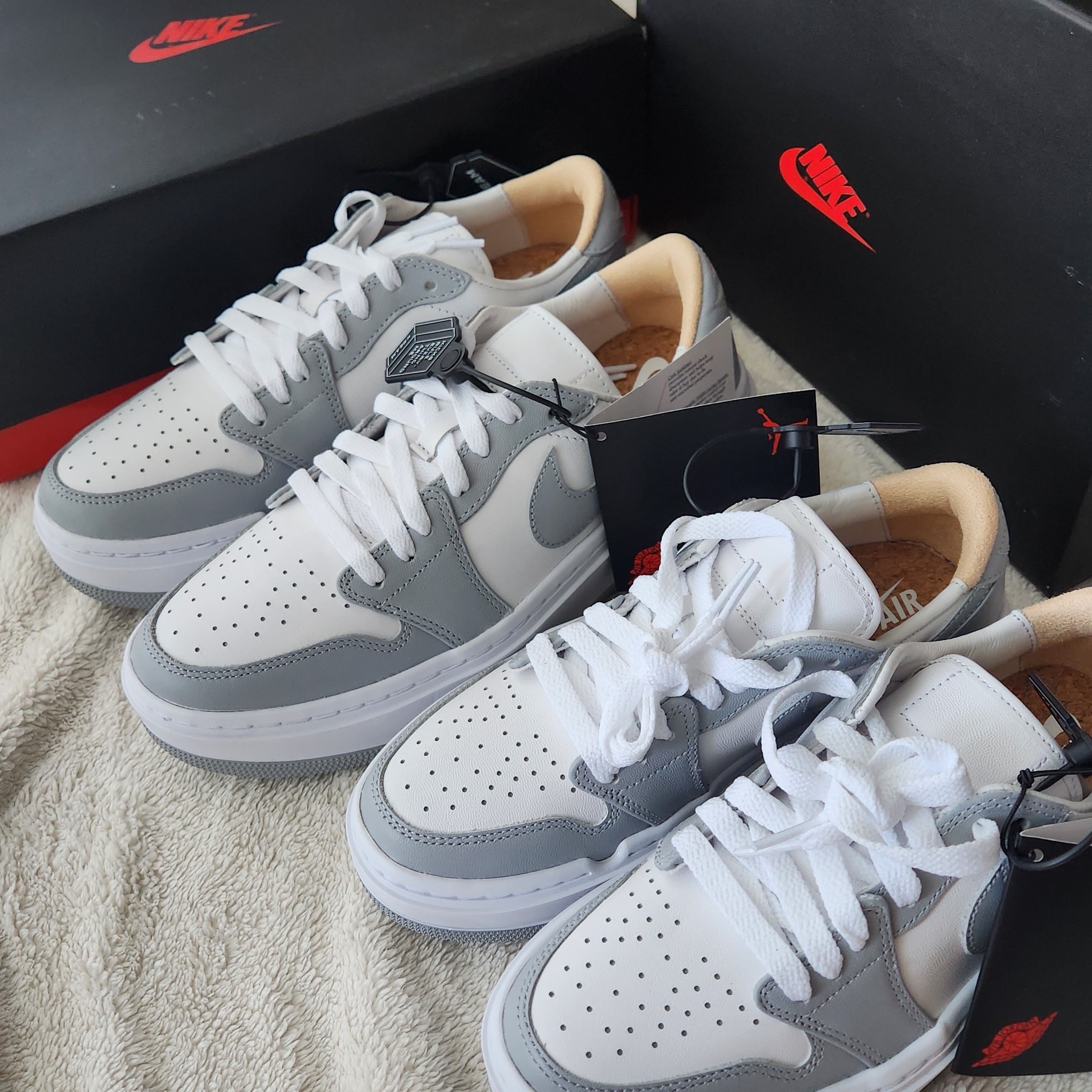 (W) Jordan 1 Elevate Low White and Wolf Grey 착용 스타일