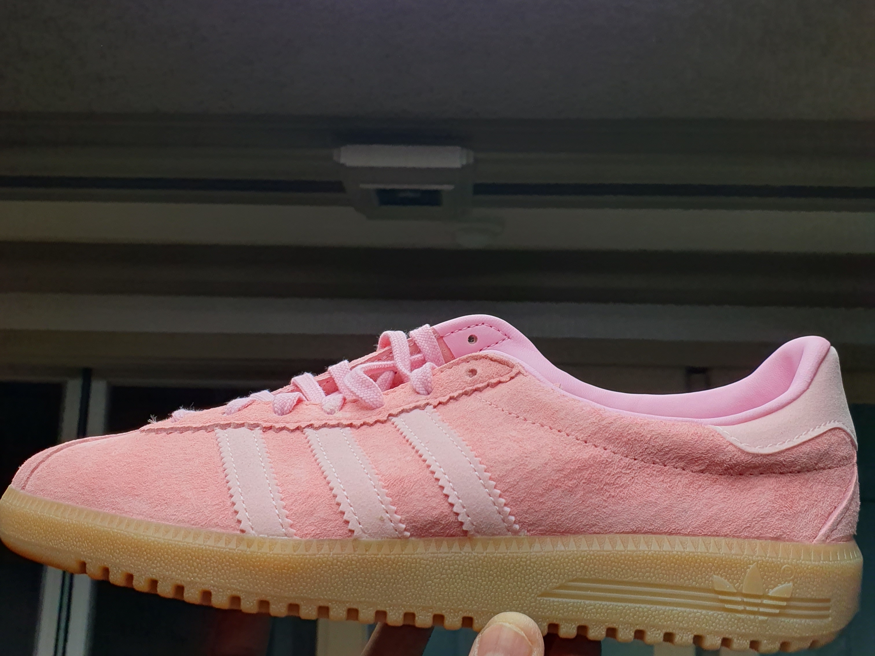(W) Adidas Samba White Wonder Clay, Adidas Samba OG Cloud White 착용 스타일 - 5