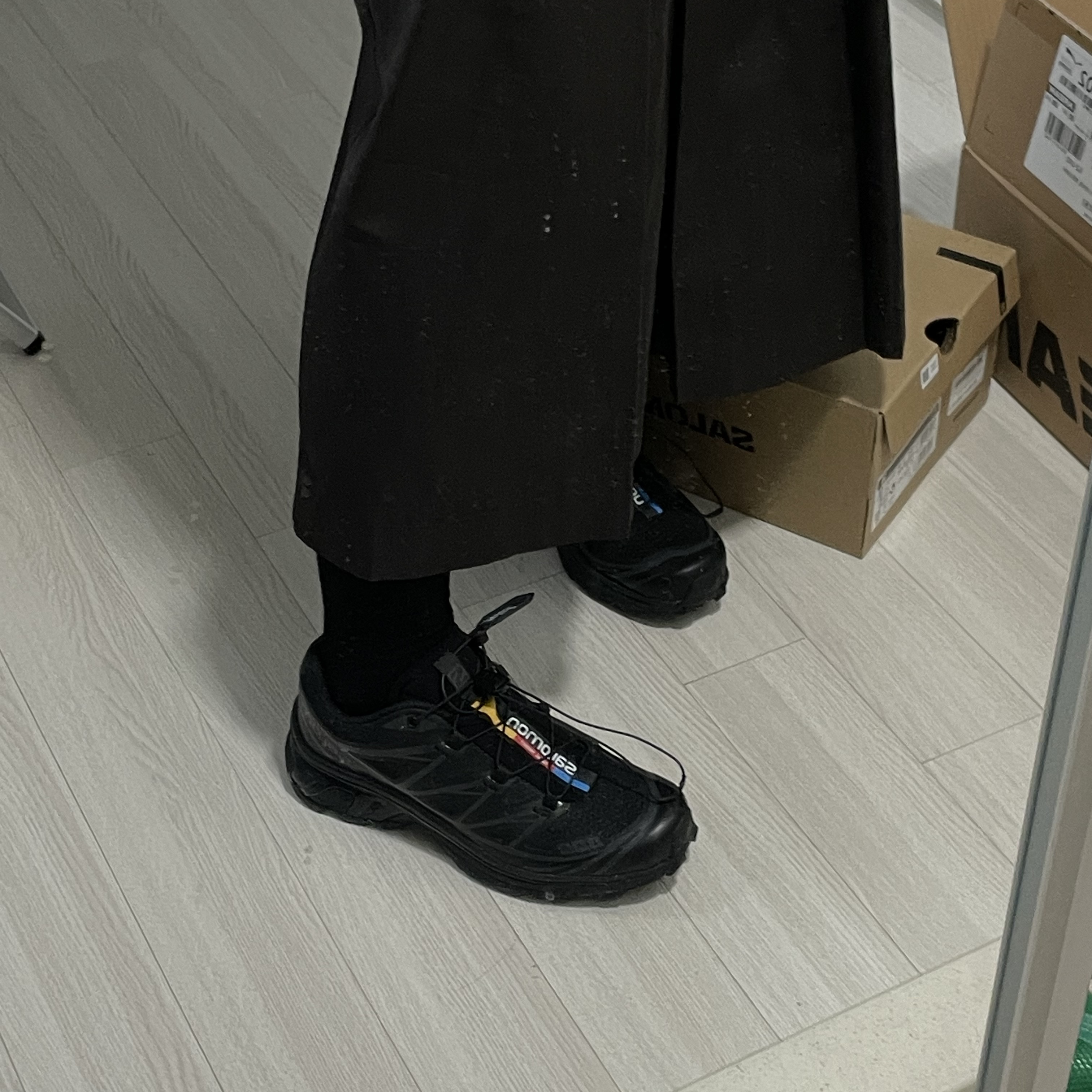 Salomon XT-6 ADV Black 착용 스타일 - 1