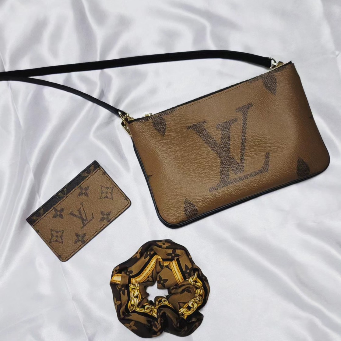Louis Vuitton Monogram Confidential Scrunchies Set