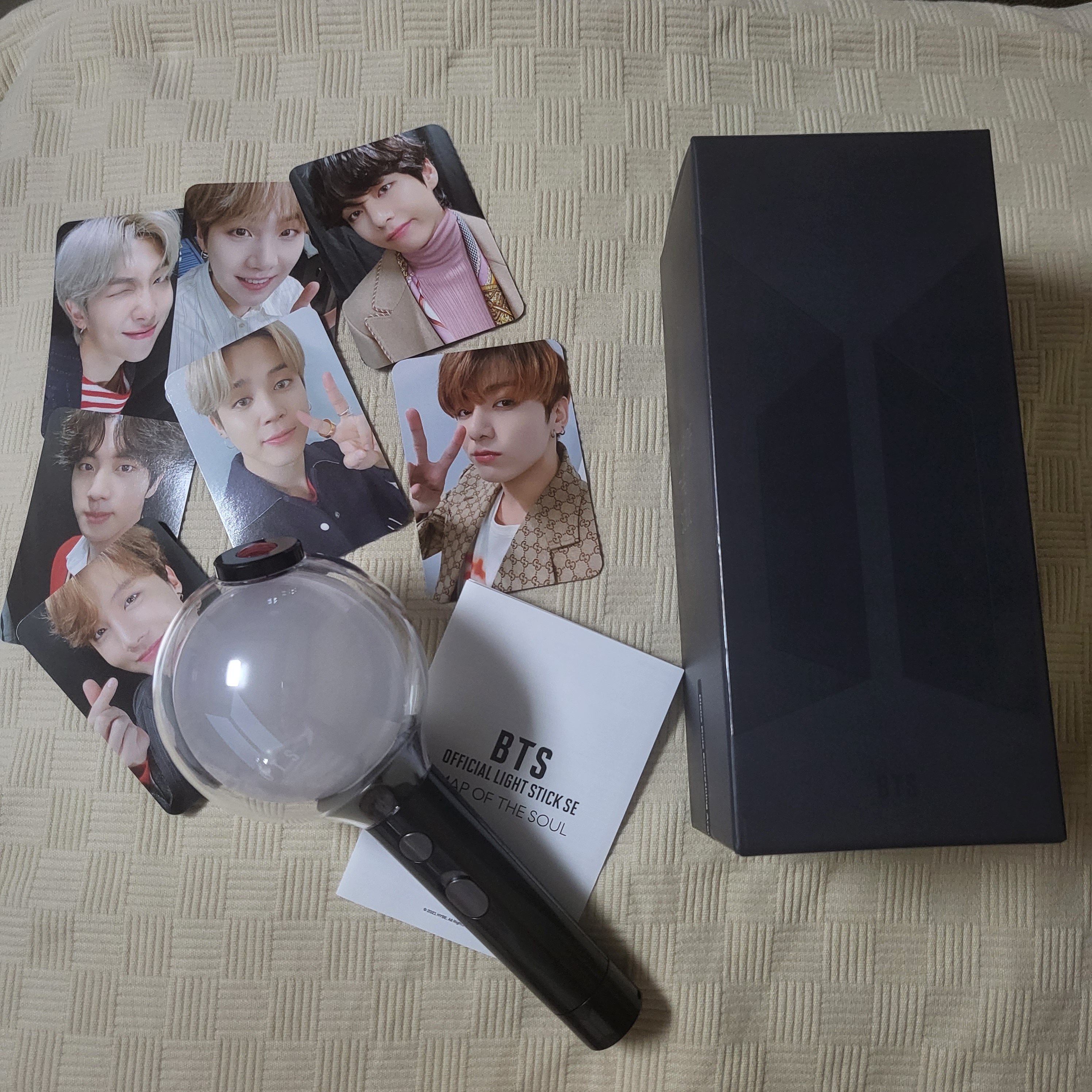 BTS Official Light Stick Map Of The Soul Special Edition 착용 스타일