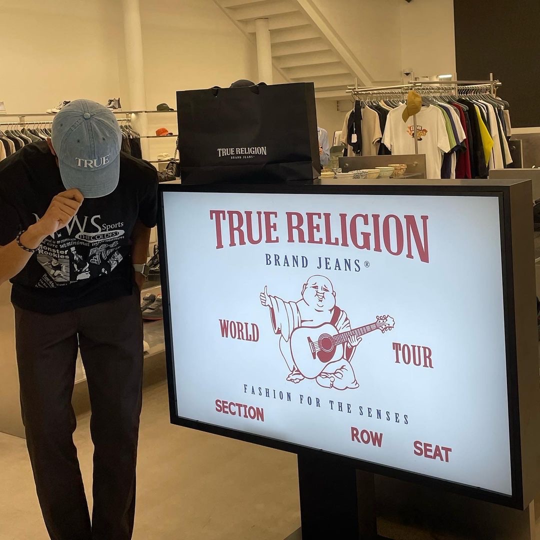 True Religion True Cap Indigo, True Religion True Cap Navy 착용 스타일