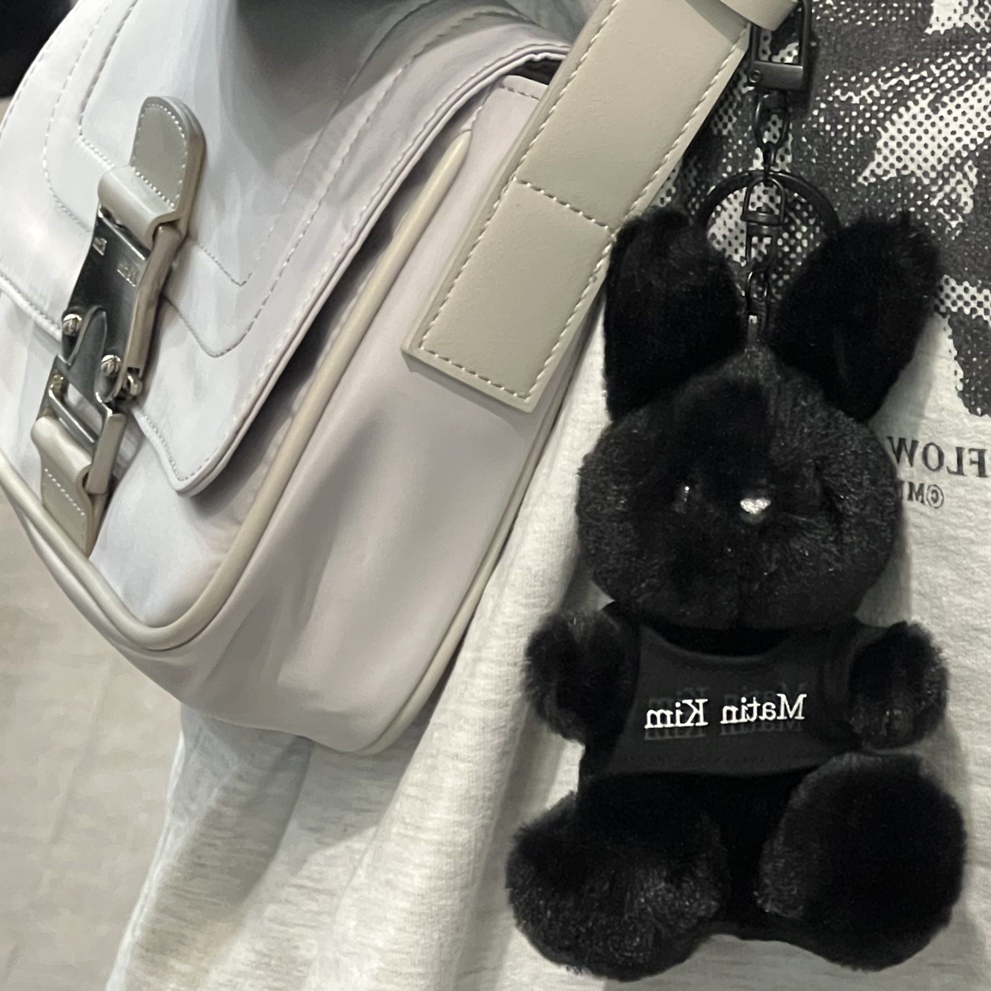 Matin Kim Black Bunny Toy Keyring Black, Matin Kim Mini Buckle Bag Light Grey 착용 스타일