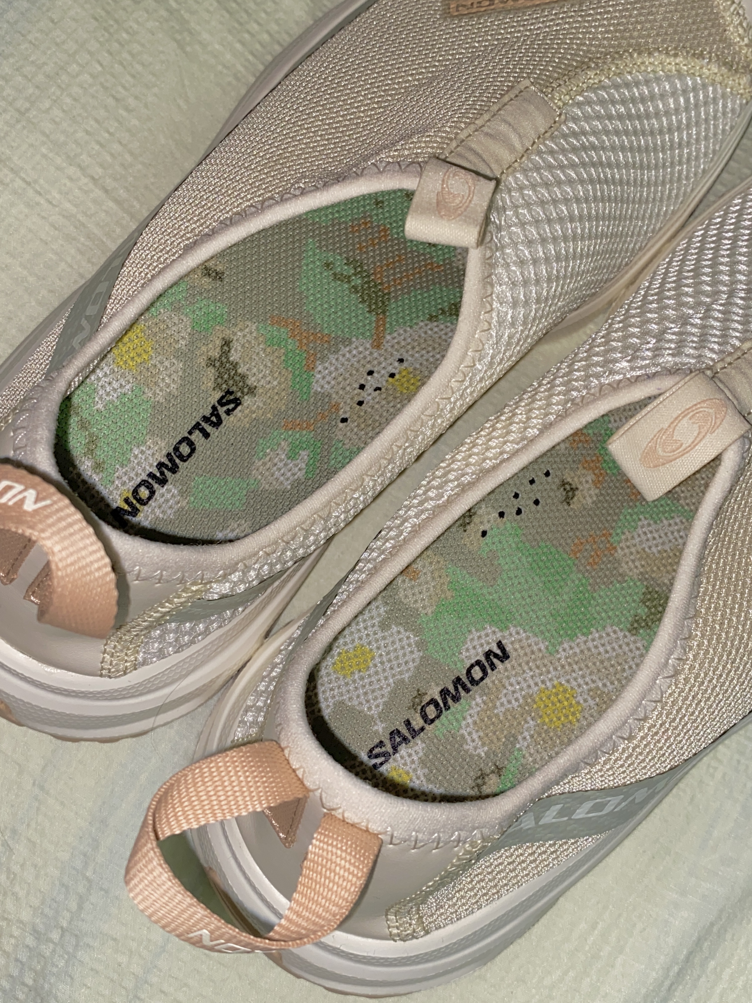 Salomon RX Moc Cottage Core Vanilla Ice Desert Sage 착용 스타일 - 1