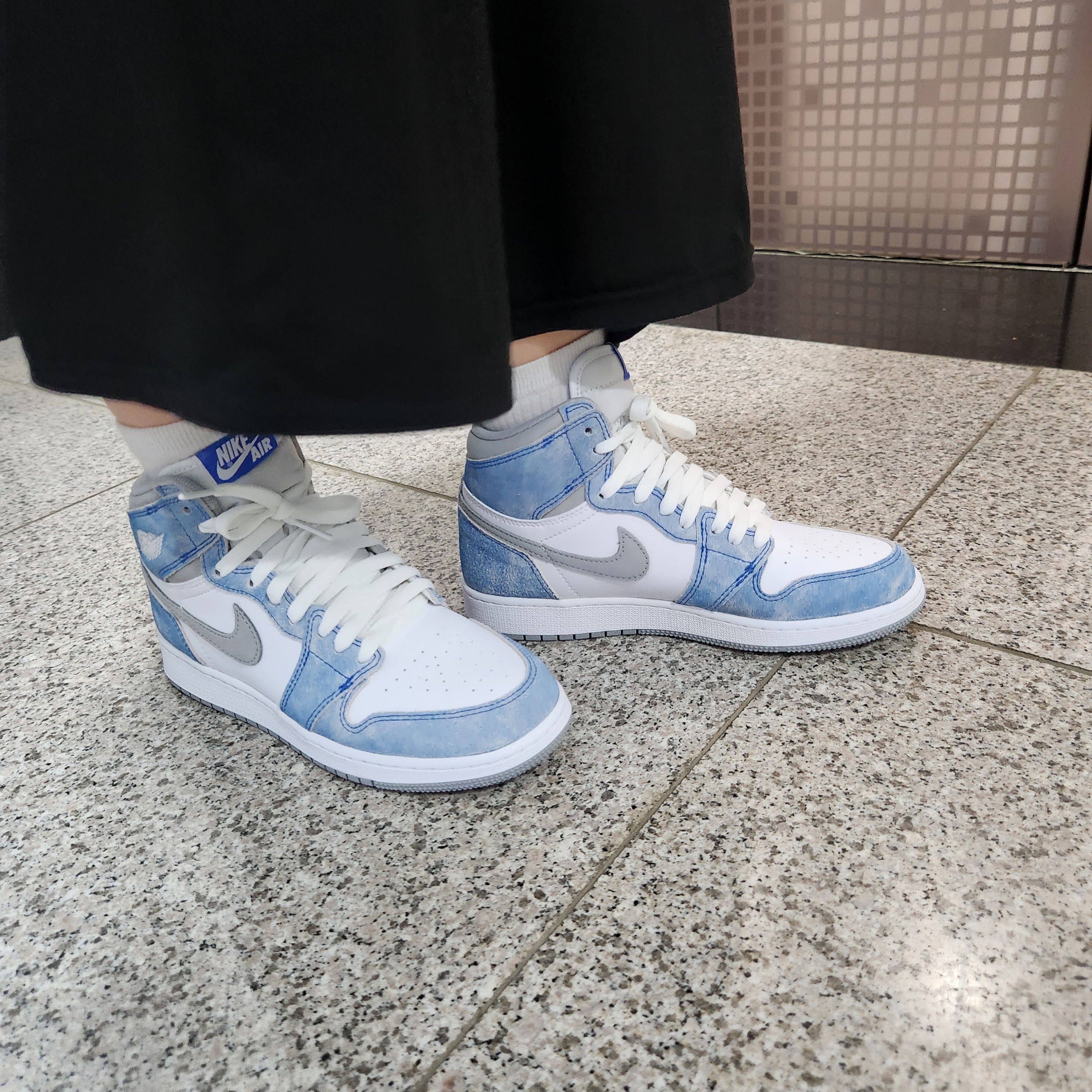 (GS) Jordan 1 Retro High OG Hyper Royal 착용 스타일