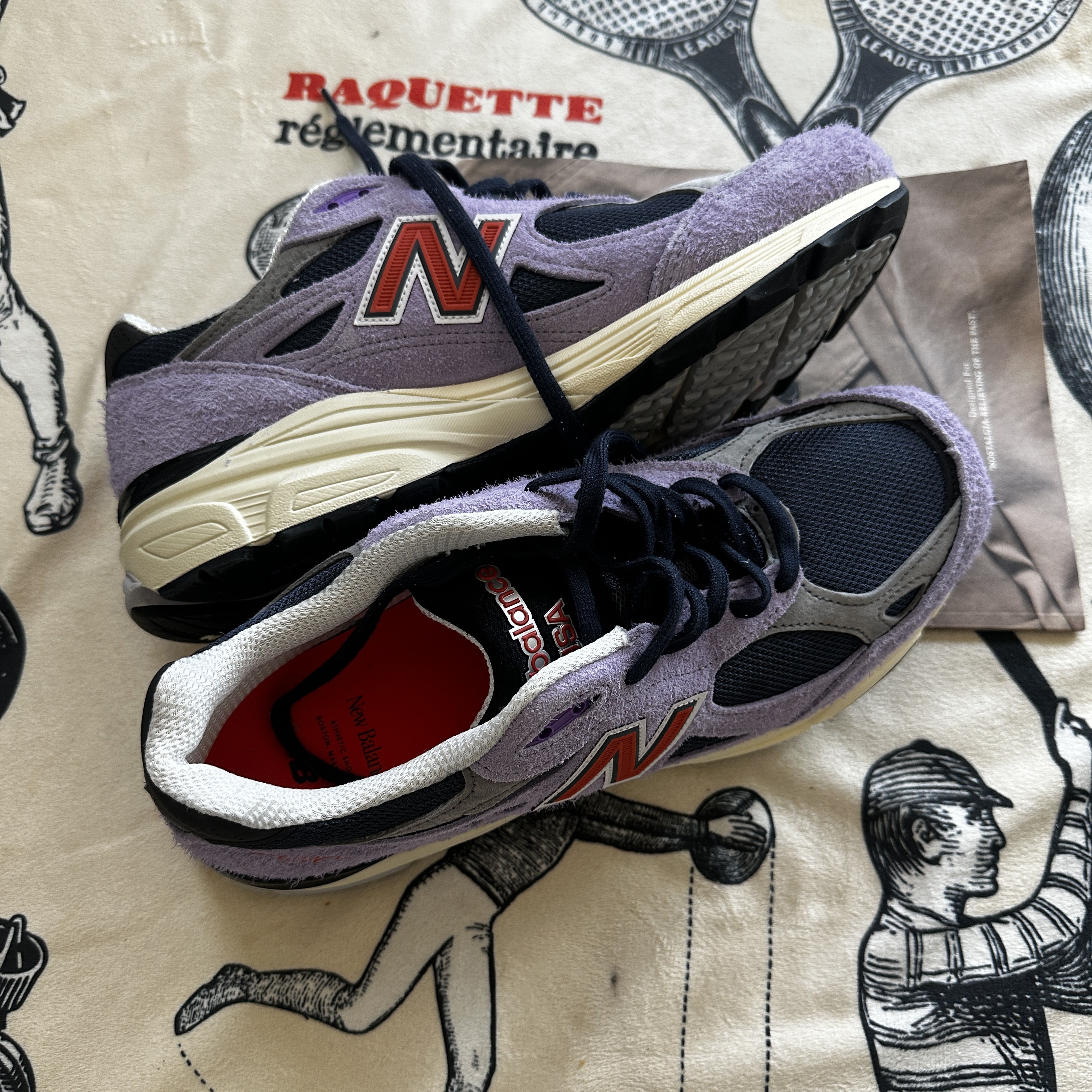 New Balance 990v3 Made in USA Raw Amethyst 착용 스타일 - 2