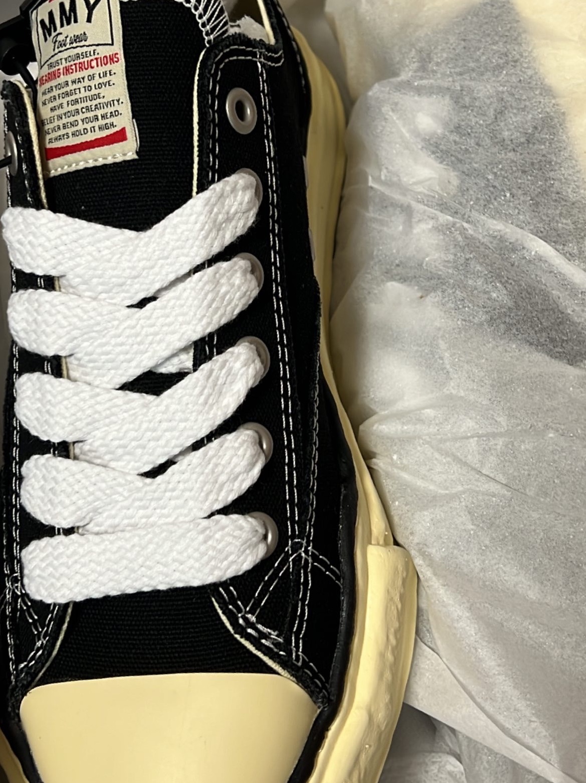 Maison Mihara Yasuhiro Peterson VL OG Sole Canvas Low-top Sneakers Black 착용 스타일
