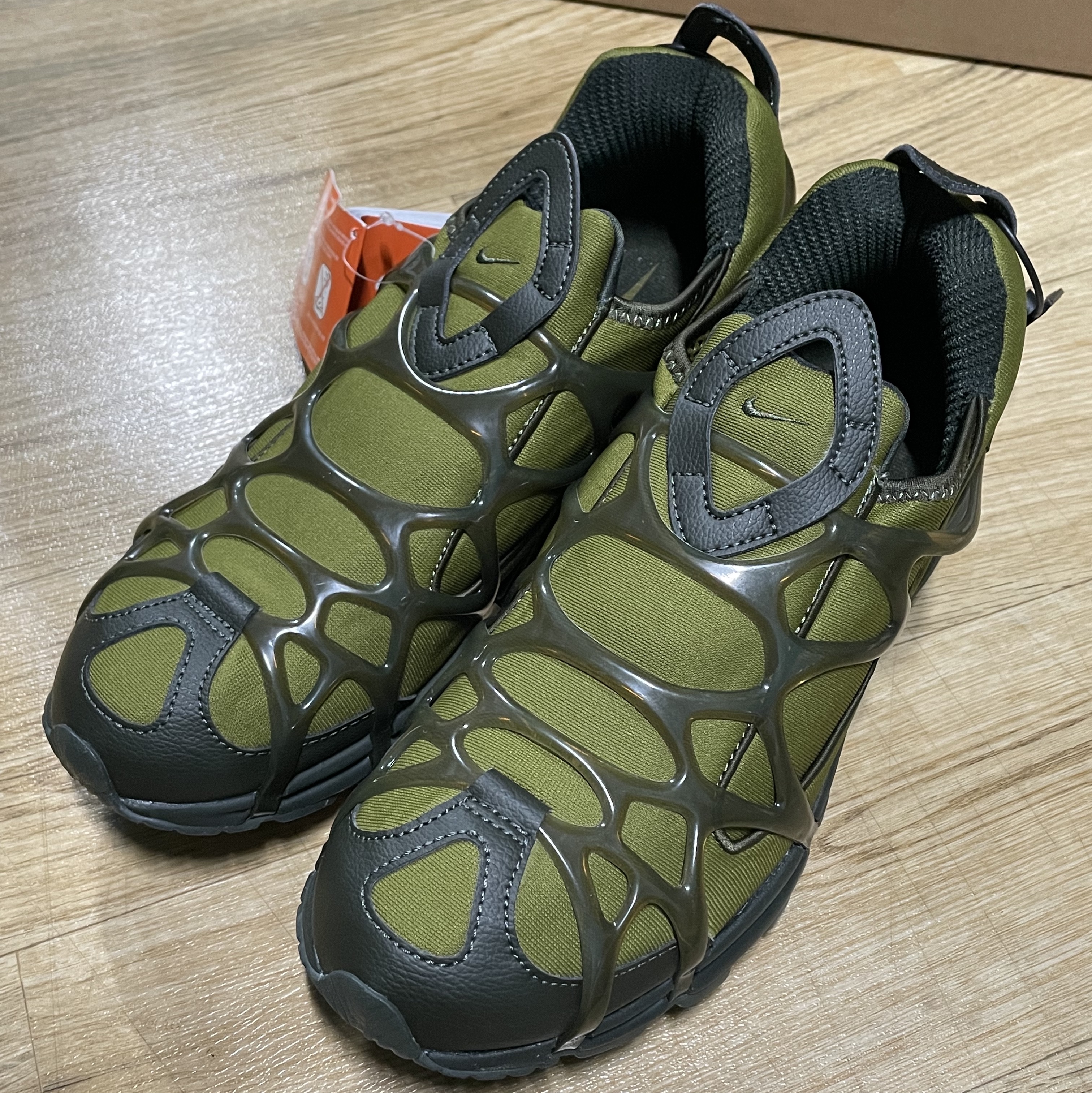 Nike Air Kukini Pilgrim Sequoia 착용 스타일 - 1