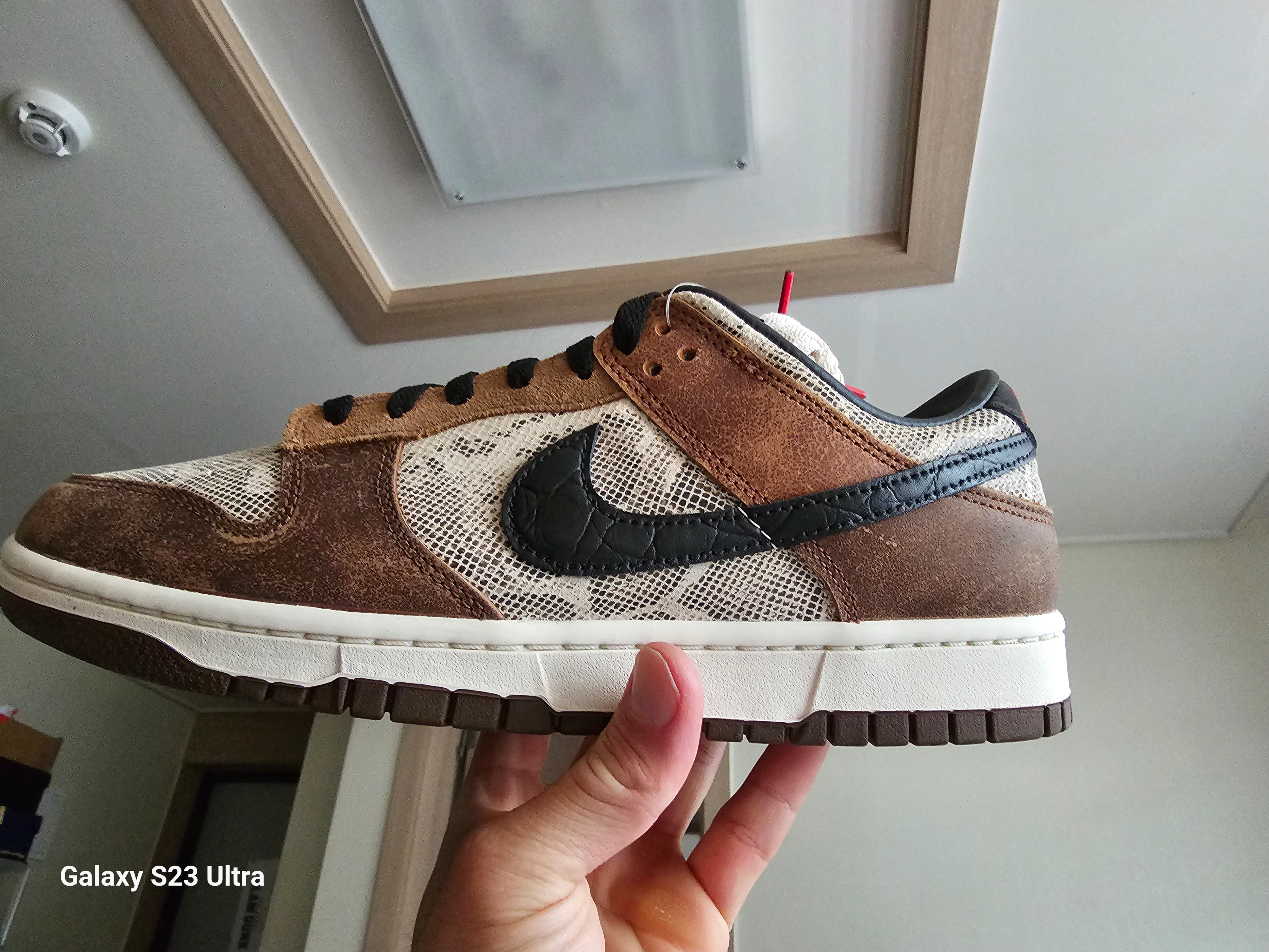 Nike Dunk Low PRM Head to Head 착용 스타일 - 1