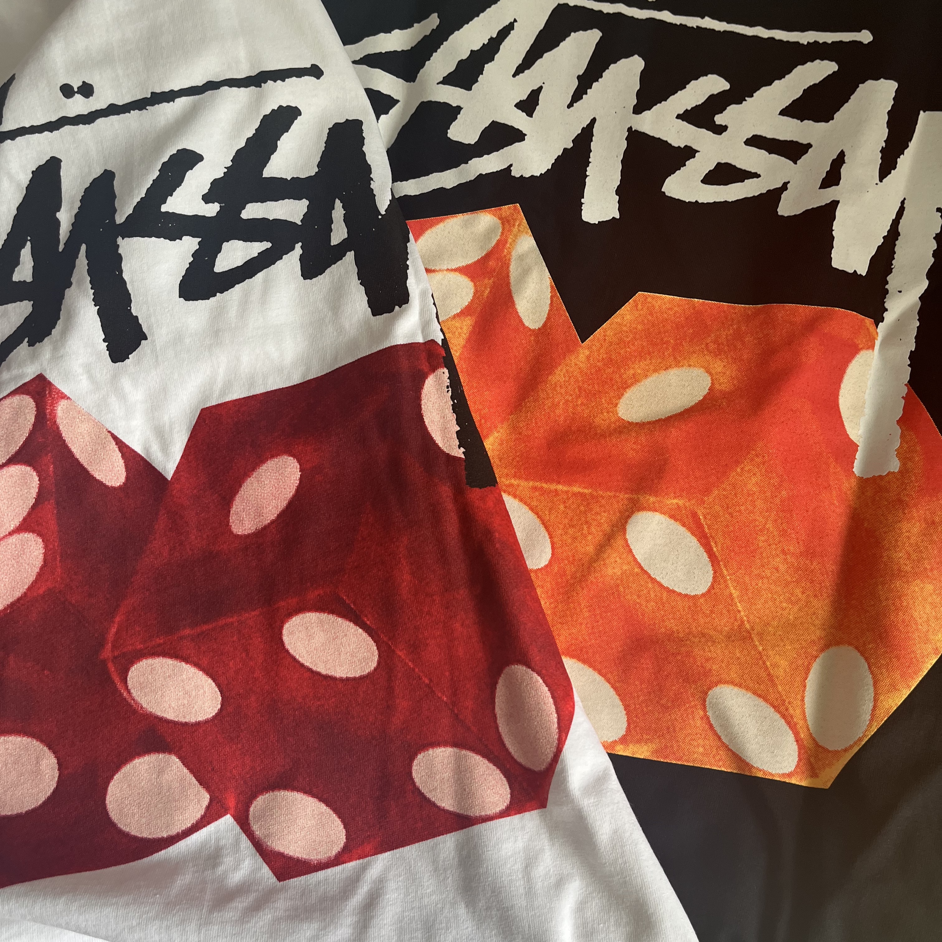 Stussy Diced Out T-Shirt White, Stussy Diced Out T-Shirt Black 착용 스타일